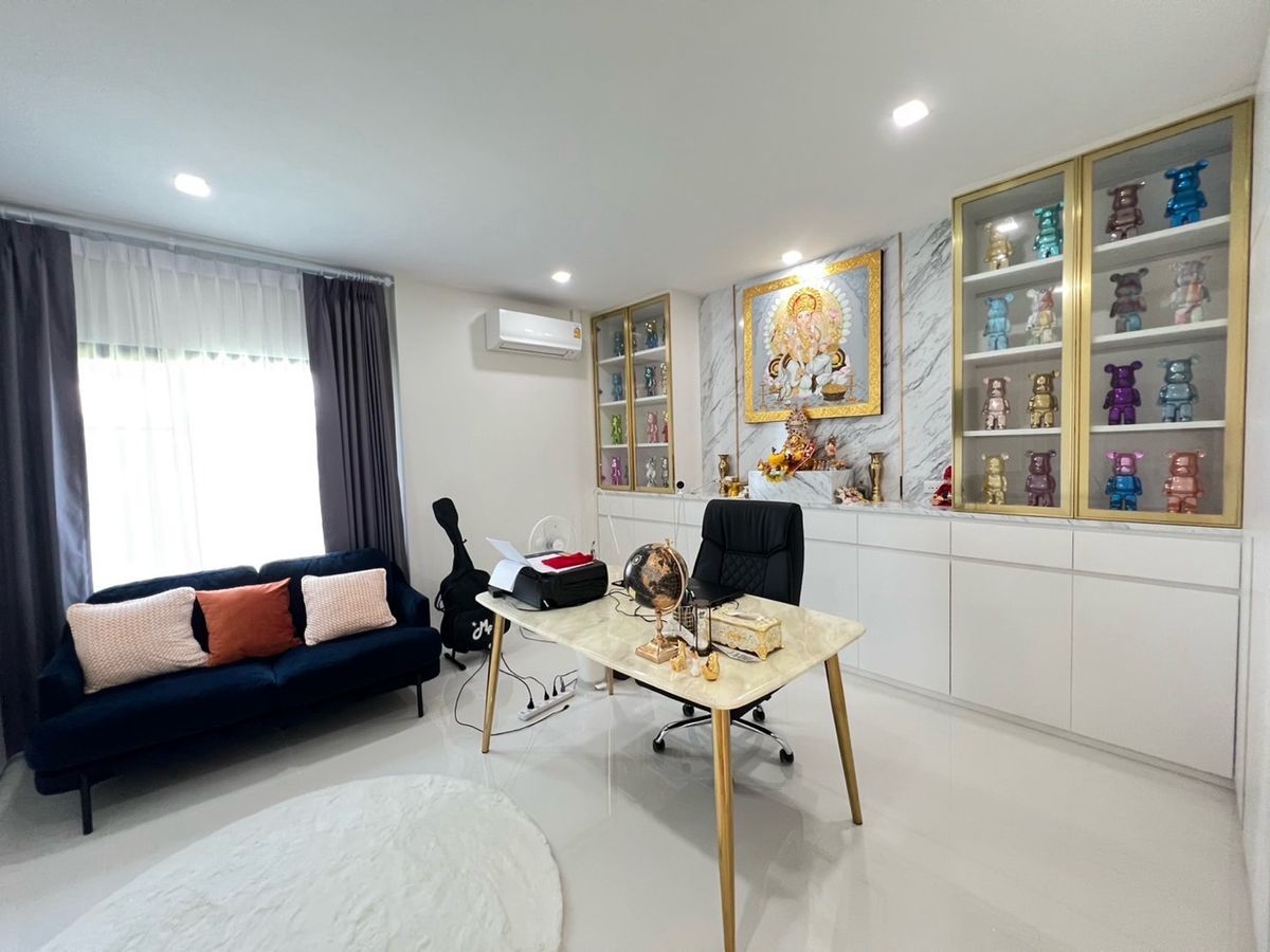 ขายบ้านปากช่อง เขาใหญ่ : 📢👇 บ้านหรู 2 ชั้น บนที่ดินกว้างใหญ่ วิวภูเขา อากาศดีตลอดปี ไม่ไกลจากกรุงเทพ ใกล้แหล่งท่องเที่ยว 