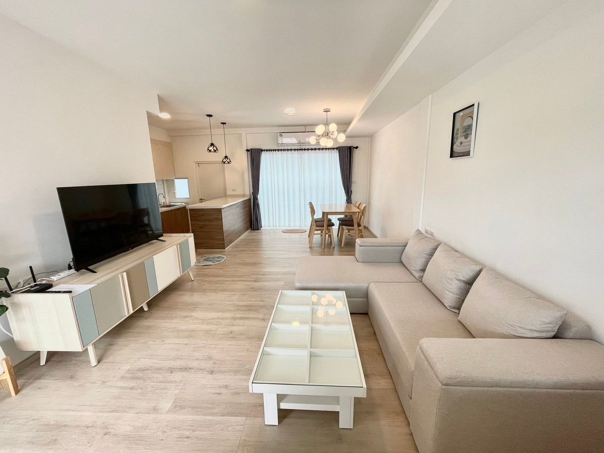 ให้เช่าทาวน์โฮมบางนา แบริ่ง ลาซาล : For Rent Indy 2 Bangna-Ramkhamhaeng 2 Hot Deal!!