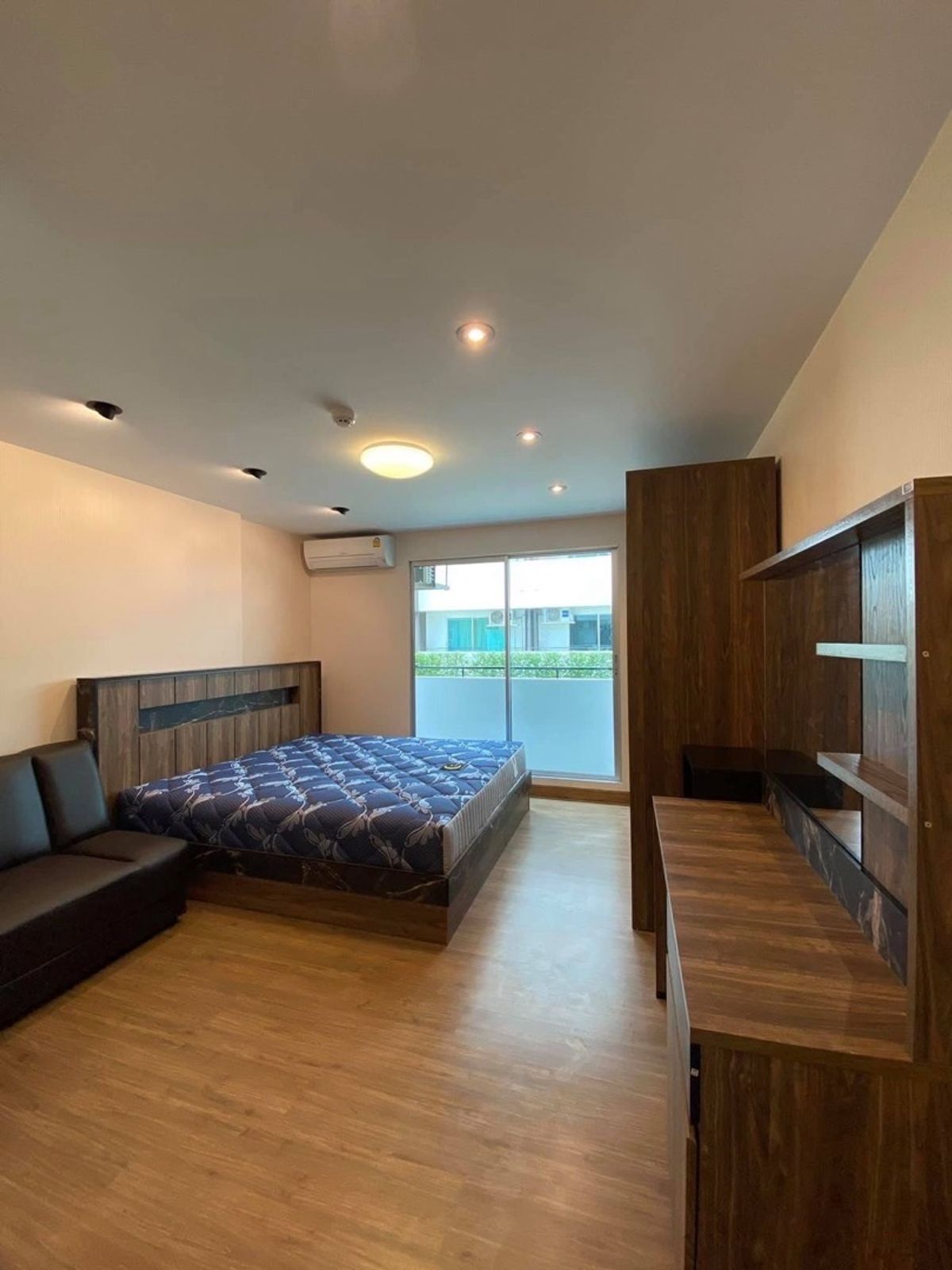 For RentCondoPathum Thani,Rangsit, Thammasat : Rent plum, Phahon 89 phase 3, full furniture