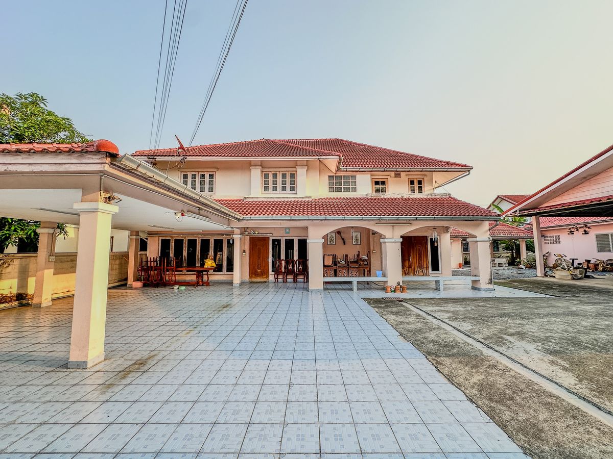 บ้านนวมินทร์ รามอินทรา : KTP-056 ขาย/เช่าบ้านเดี่ยว 2 ชั้น ซอย รามอินทรา 60 / 5 ห้องนอน / พื้นที่กว้าง ทำเลดี