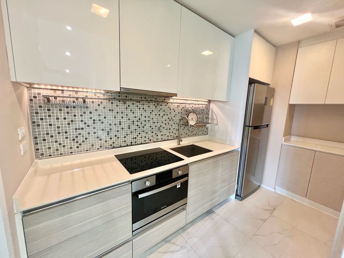 For SaleCondoSukhumvit, Asoke, Thonglor : 𝐅𝐨𝐫 𝐒𝐞𝐥𝐥: The Room Sukhumvit21 Duplex 2BED 3BATH 117SQM 21 MB