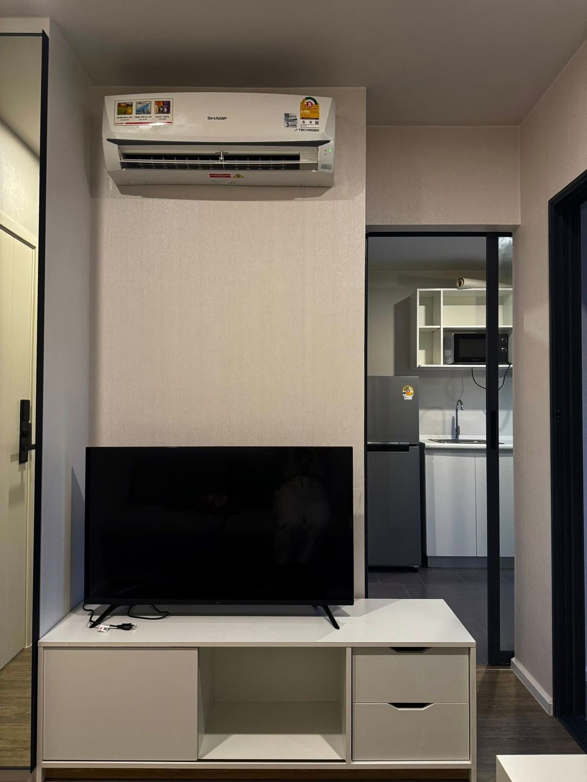For RentCondoBangna, Bearing, Lasalle : Condo for rent BLUE SUKHUMVIT 105 ready to move in June 3, 2025, price only 12,000 baht/month