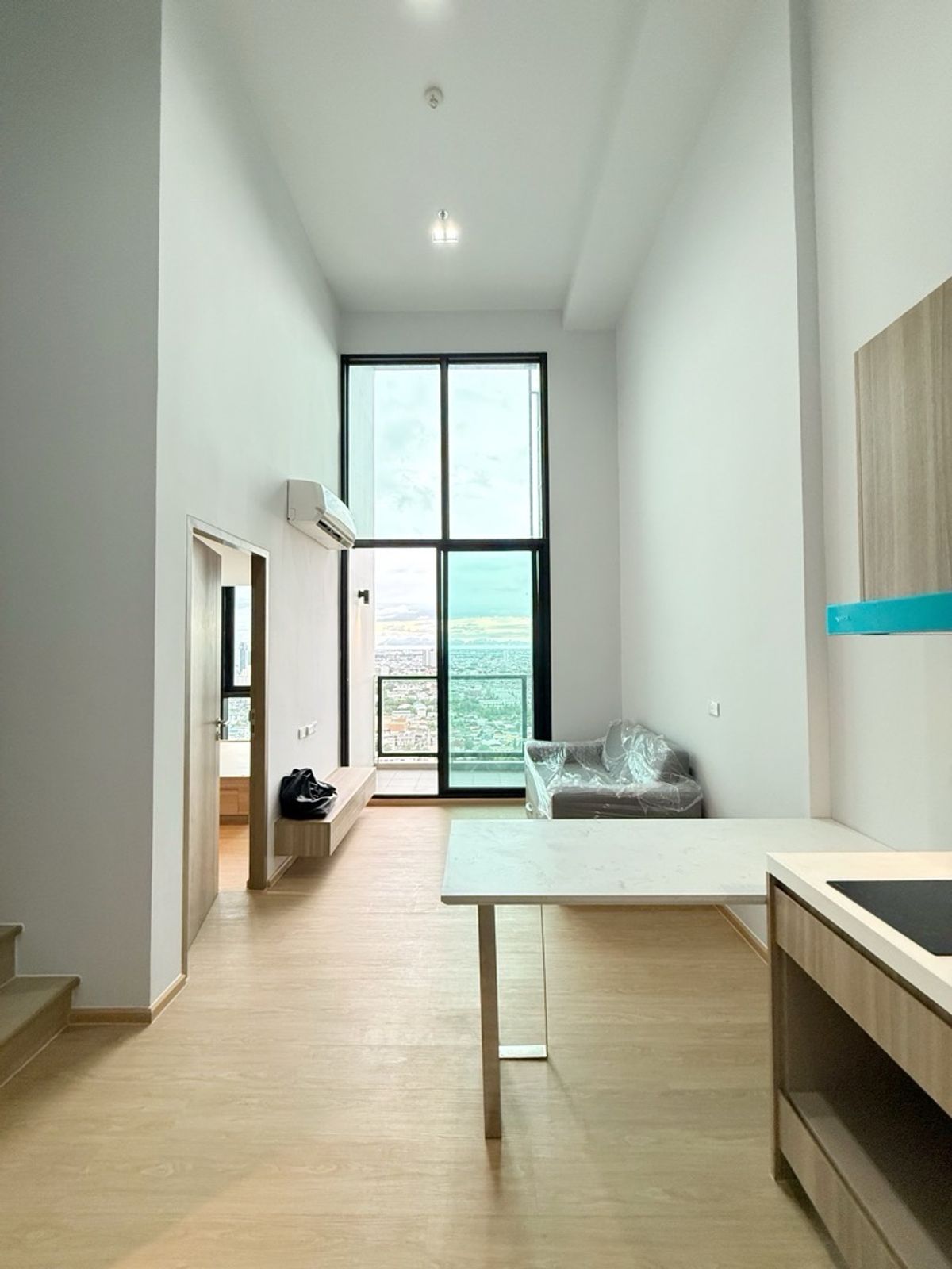 For SaleCondoThaphra, Talat Phlu, Wutthakat : 2 layers of Loft Condo 🚆 BTS Talat Phlu 5 minutes to Siam, a new room (Never in)