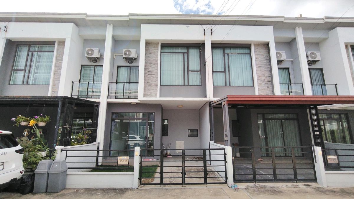 For RentTownhomeRama5, Ratchapruek, Bangkruai : Rent 2 -story townhome Pinklao-Charan by AP