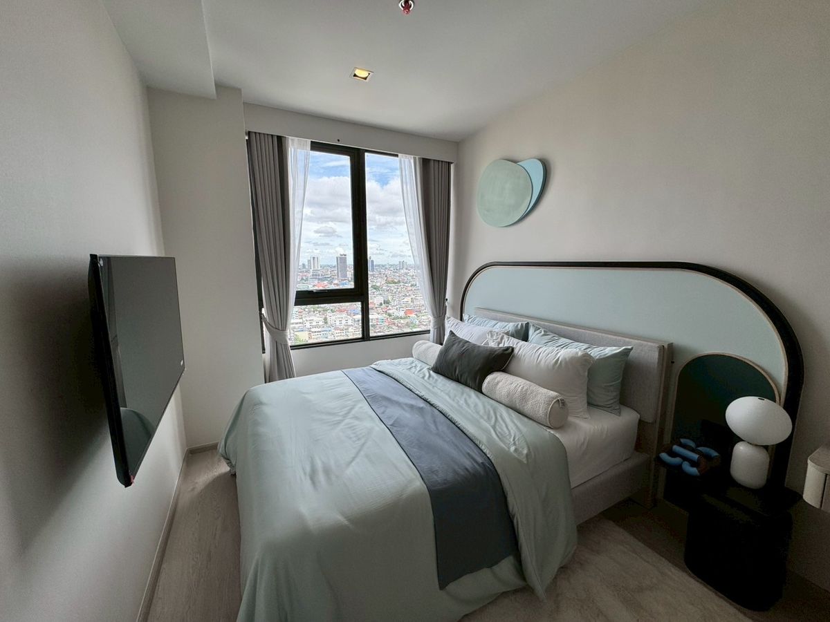 For SaleCondoWongwianyai, Charoennakor : 🎉 Best Deal of the Year!Reference Sathorn–Wongwian Yai | 1-Bedroom, 32 sq.m.Fully furnished +electrical appliances Guaranteed lowest price on the market Comprehensive service from start to finish with VIP-level care📱 092-8088899