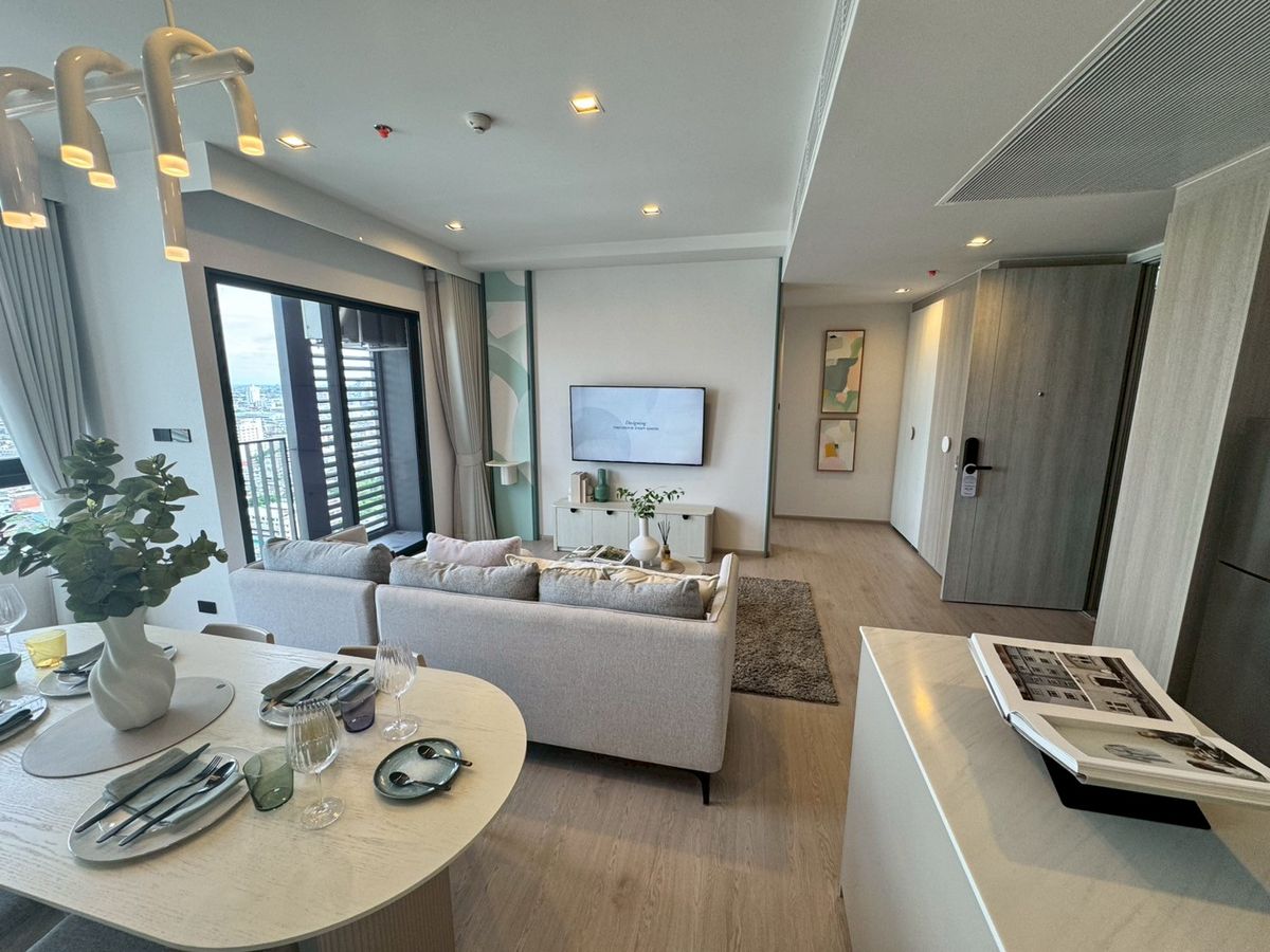 ขายคอนโดวงเวียนใหญ่ เจริญนคร : 𝟐นอน เริ่ม 𝟗.𝟐𝟗 ล้าน*🔥𝐇𝐎𝐓 𝐃𝐄𝐀𝐋 𝐑𝐞𝐟𝐞𝐫𝐞𝐧𝐜𝐞 สาทร-วงเวียนใหญ่ แถมเฟอร์+เครื่องใช้ไฟฟ้าครบ พร้อมอยู่ การันตีราคาดีที่สุดกว่าใคร ดูแลครบจบทุกเรื่อง💯📱𝟬𝟵𝟮-𝟴𝟬𝟴𝟴𝟴𝟵𝟵