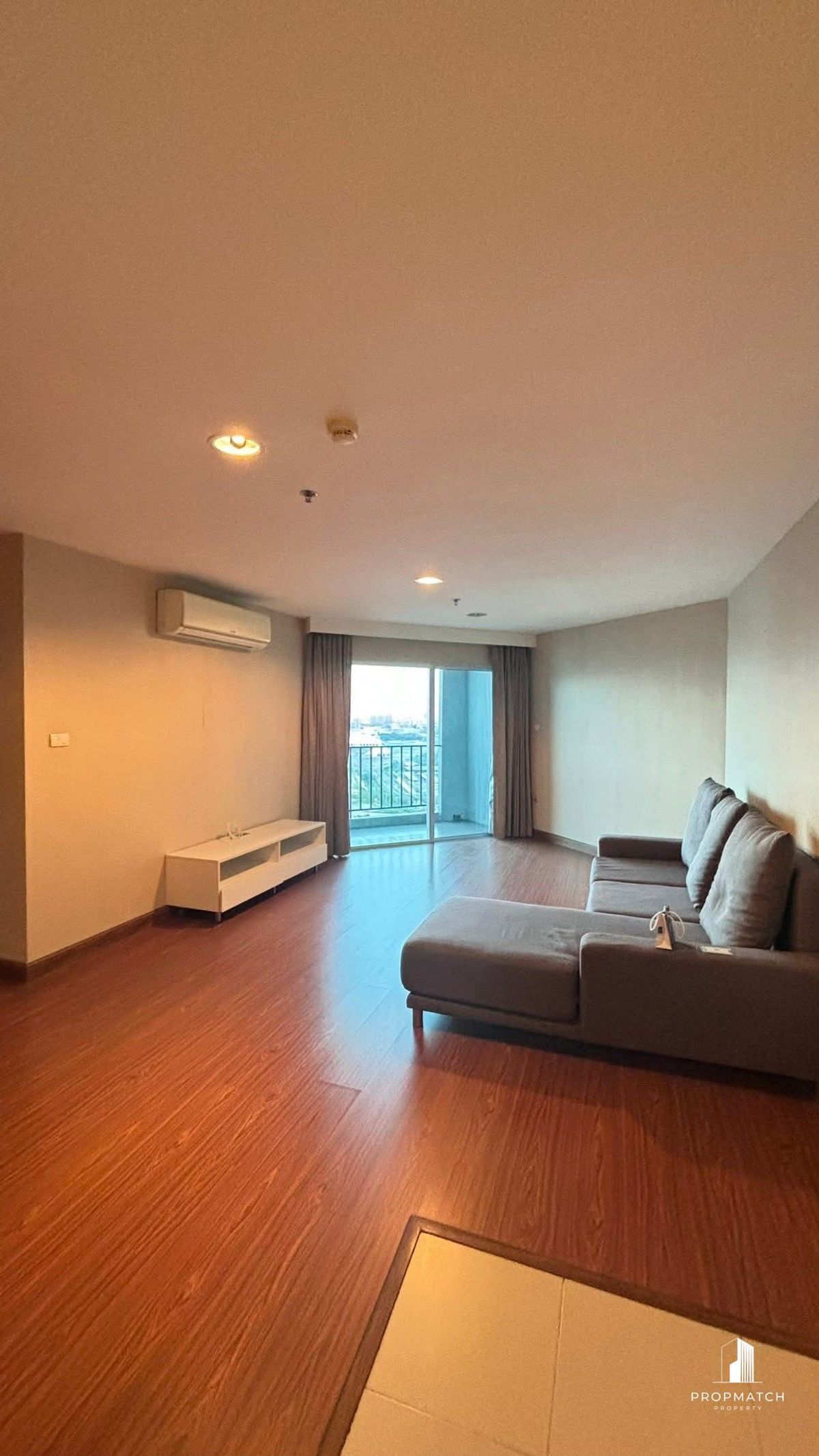 ขายคอนโดพระราม 9 เพชรบุรีตัดใหม่ RCA : ✨Flash Deal ✨Belle Grand Rama 9(2Bed1Bath68SQM.) พร้อมอยู่ ! เพียง  6,700,000 บาท Tel.0981315848 @propmatch
