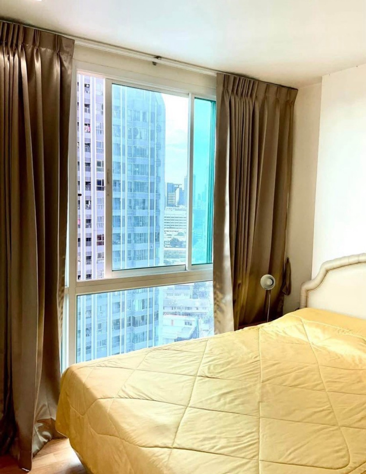 ขายคอนโดสยาม จุฬา สามย่าน : ใกล้จุฬา  ขายด่วน
 คอนโด wish@Samyan
ขนาด 36 ตร.ม  1ห้องนอน 1น้ำ
ราคา 4,300,000   ล้าน
 โทร 093-028-1245id line:properagency