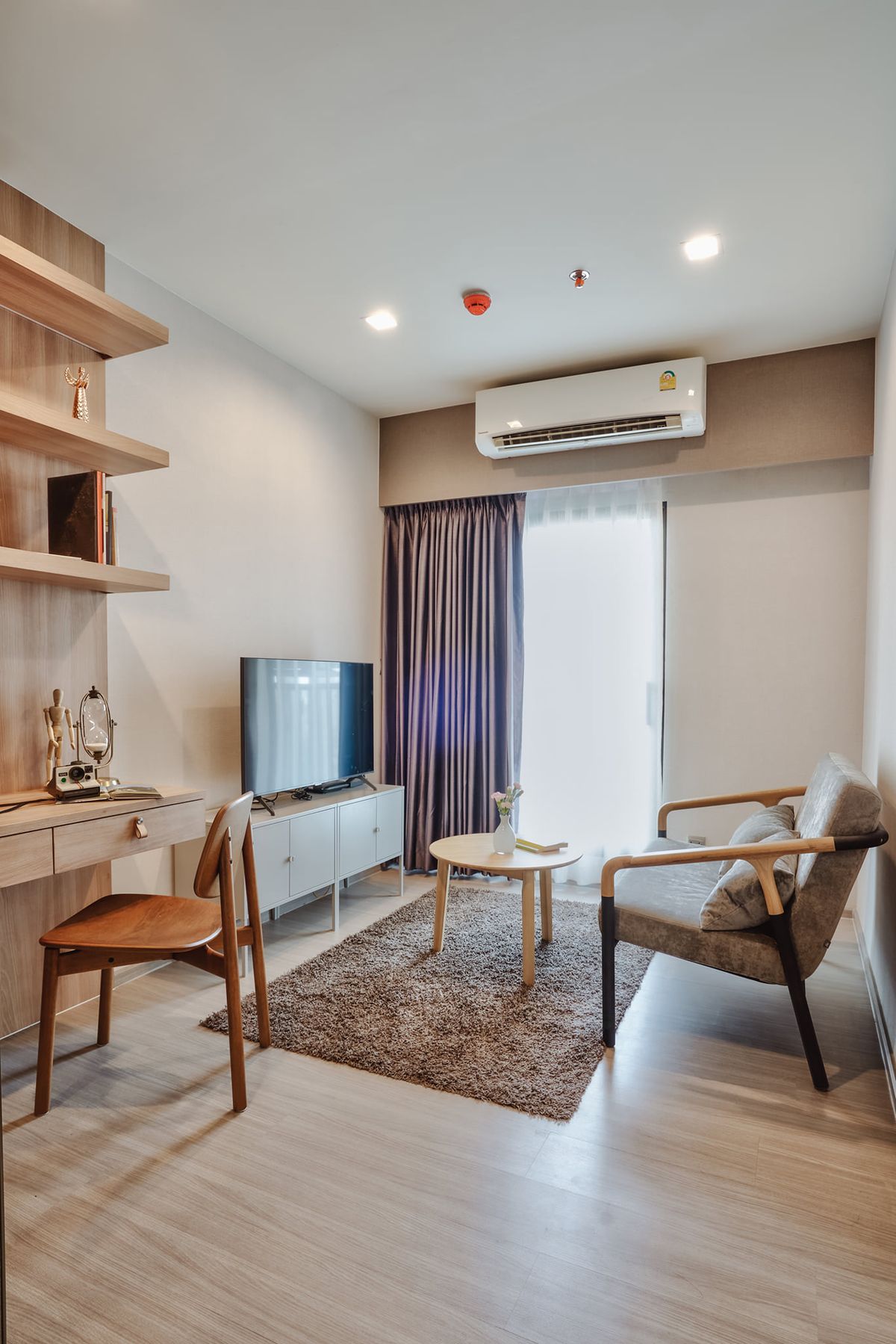 ให้เช่าคอนโดอ่อนนุช อุดมสุข : คอนโด ชั้น 11 พร้อมเฟอร์นิเจอร์ ตกแต่งใหม่สวยงาม ให้เช่า ย่านสุขุมวิท-พระโขนง ใกล้BTS สถานีบางจาก เพียง 300 เมตร