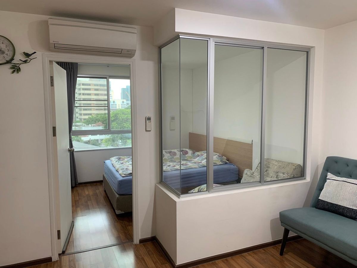 For SaleCondoLadprao, Central Ladprao : (Code Am1671) Condo-Yuwipa-Ladprao 32 sqm. Floor 6, beautiful room with full electric appliances, good location, convenient to travel to all routes from the entrance of Soi Vibhavadi Rangsit 20, only 100 m.