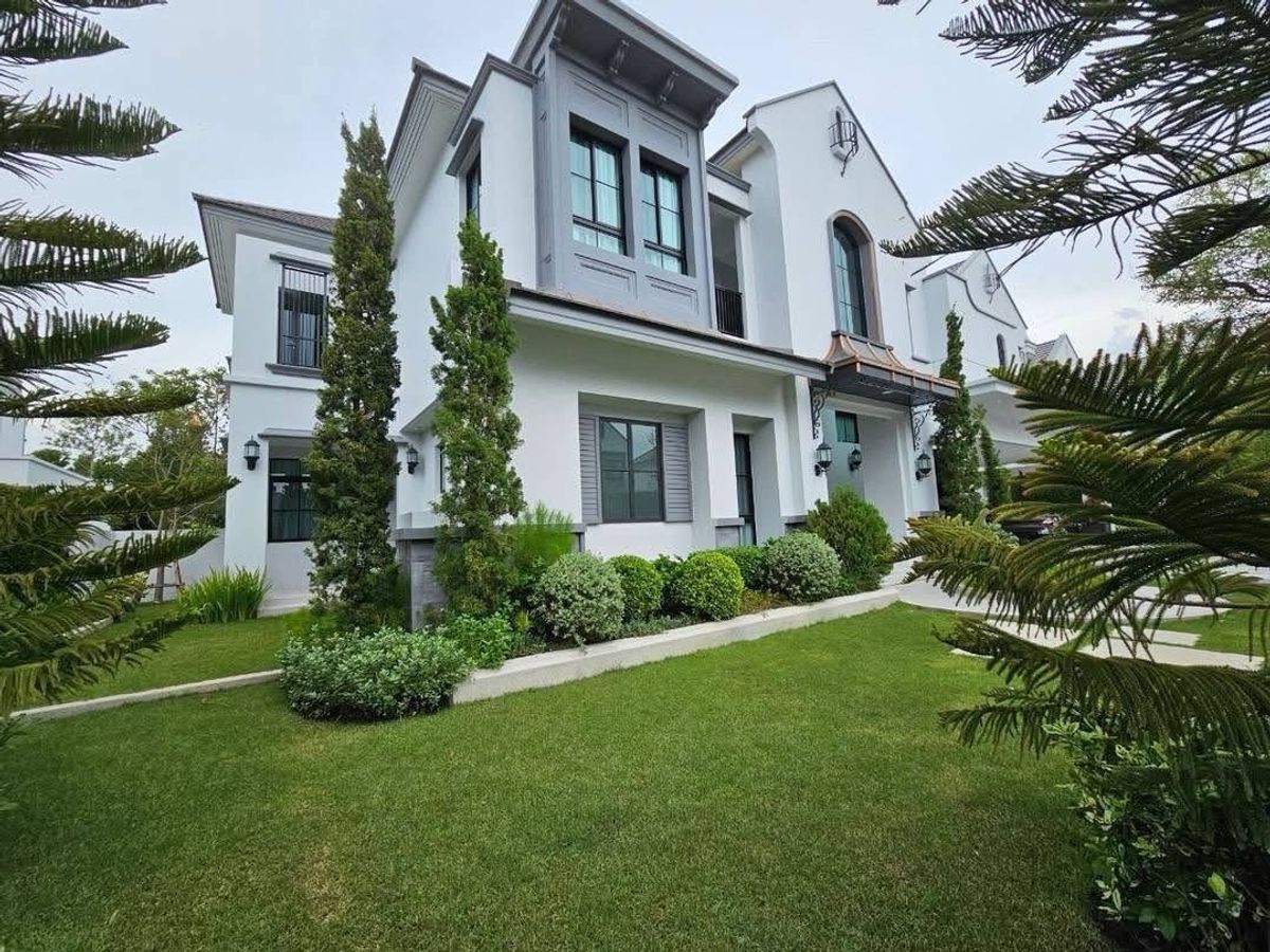 บ้านพัฒนาการ ศรีนครินทร์ : ให้เช่า/ขาย นันทวัน กรุงเทพกรีฑา 5 นอน ติดนานาชาติ ไบร์ตัน&เวลลิงตัน