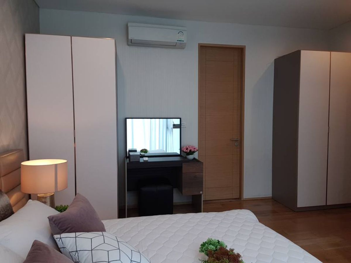 ขายคอนโดสาทร นราธิวาส : 🎗️ขายคอนโดThe Breeze Narathiwas ห้องชั้นสูง 