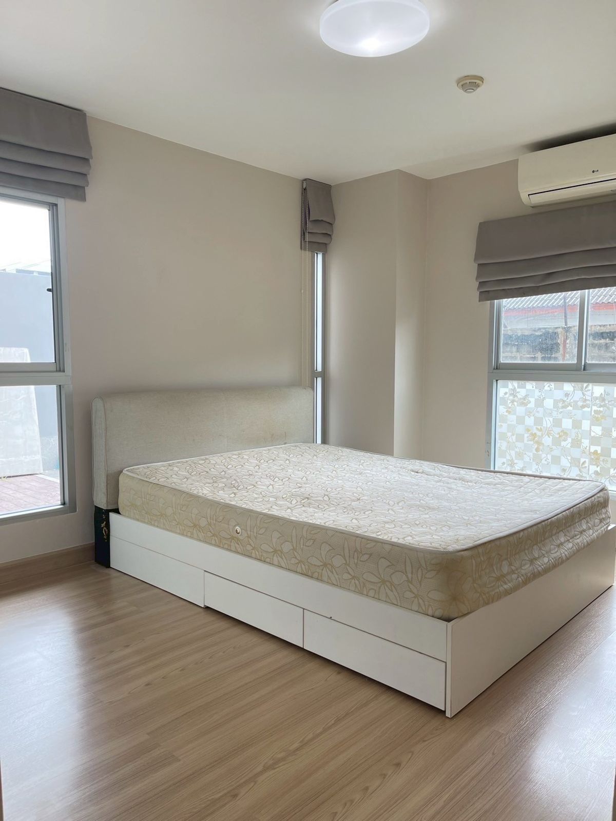 For RentCondoOnnut, Udomsuk : The Escape Condo (SK Condominium) [CC-01]
