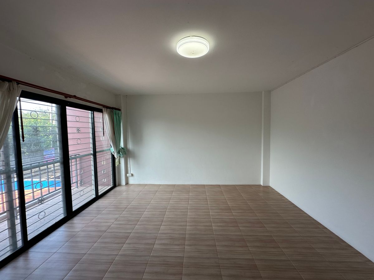 ขายอาคารพาณิชย์พัทยา บางแสน ชลบุรี สัตหีบ : 📍ขายอาคารพาณิชย์ 4 ชั้น ทำเลพาณิชย์–อยู่อาศัย สุดคุ้ม @นาจอมเทียน พัทยา | เพียง 5.95 ล้านบาท