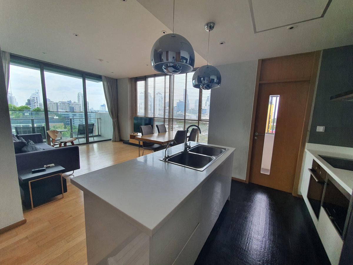 For SaleCondoSukhumvit, Asoke, Thonglor : Aequa Sukhumvit 49 / Pet-Friendly, beautiful room south view Phrom Phong-Thonglor location Price negotiable / 2 beds 92 sq.m. Call 0937890899