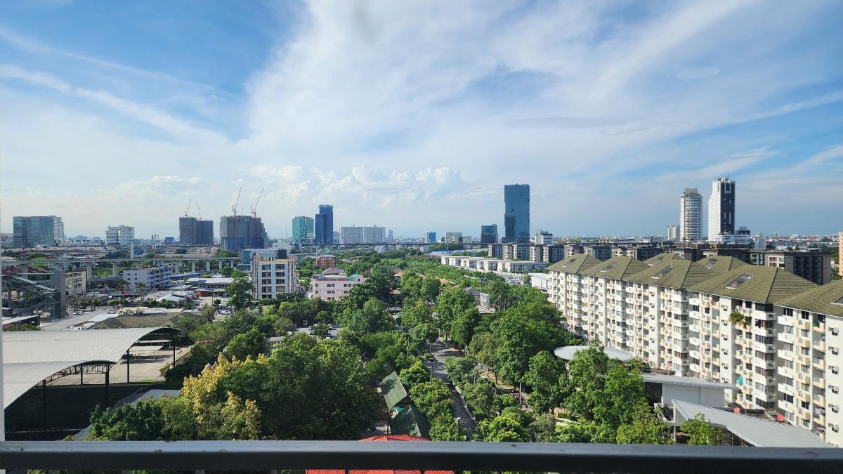 For RentCondoPattanakan, Srinakarin : New Room for Rent Full Furnished Ready To Move Inthe Parkland Srinakarin & GT; New Room & GT; Fully Furnished, Ready to Move in. & Gt; City View & GT; Type: 1 Bed 1 Bath & GT; FL 11 & GT; Size: 48 SQM. & gt; For Rent 10K/Month & GT; Gor Visit Tel/Line 089
