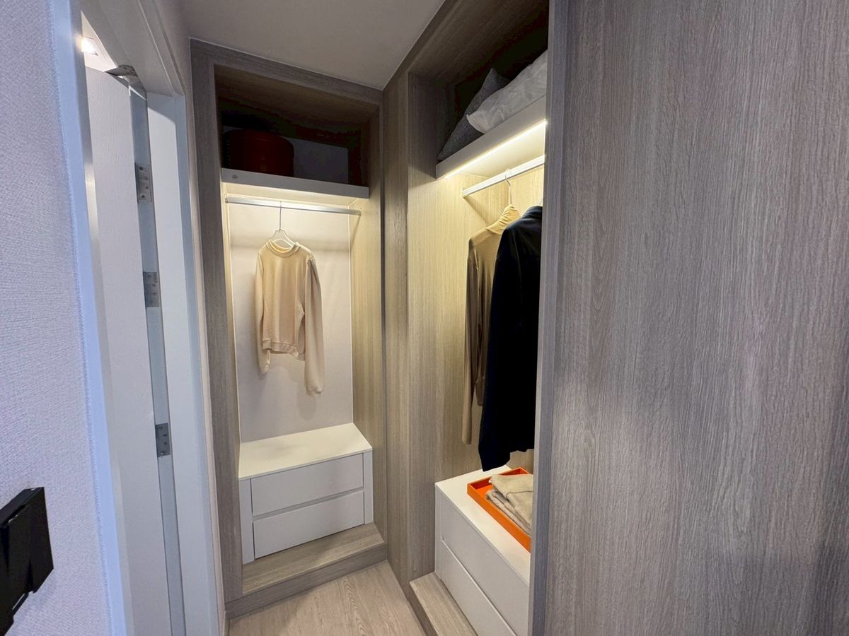 For SaleCondoWongwianyai, Charoennakor : 🔥 HOT DEAL at Reference Sathorn–Wongwian Yai Fully furnished with electrical appliances, ready to move in! Guaranteed best price in the market.All-in service – we take care of everything for you!📱092-8088899