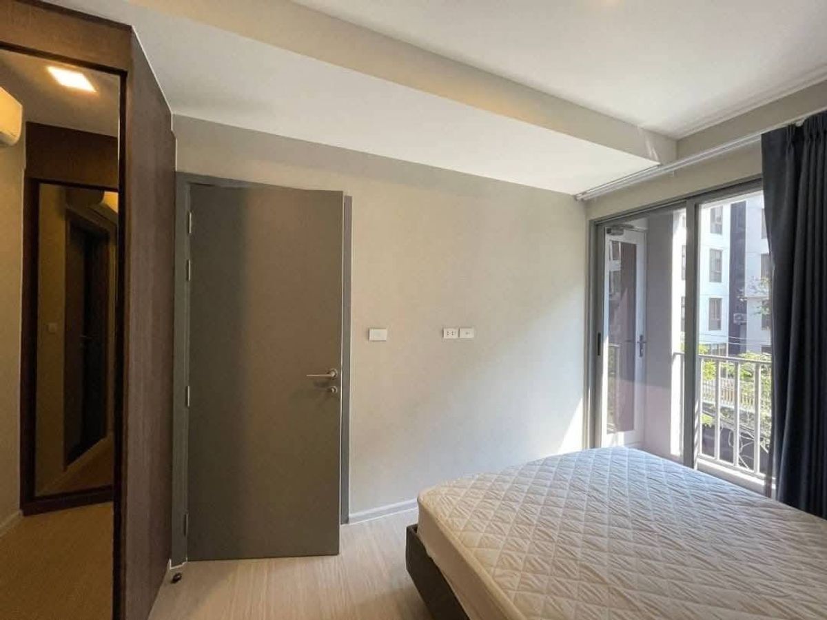 For RentCondoSukhumvit, Asoke, Thonglor : ✿Quintara Phume Sukhumvit 39 ✿ Size 35 sq m., 3rd floor ✿Near BTS Phompong ✿Near EM District, Shinsen Fish Market ✿Complete electrical appliances ✿Convenient travel