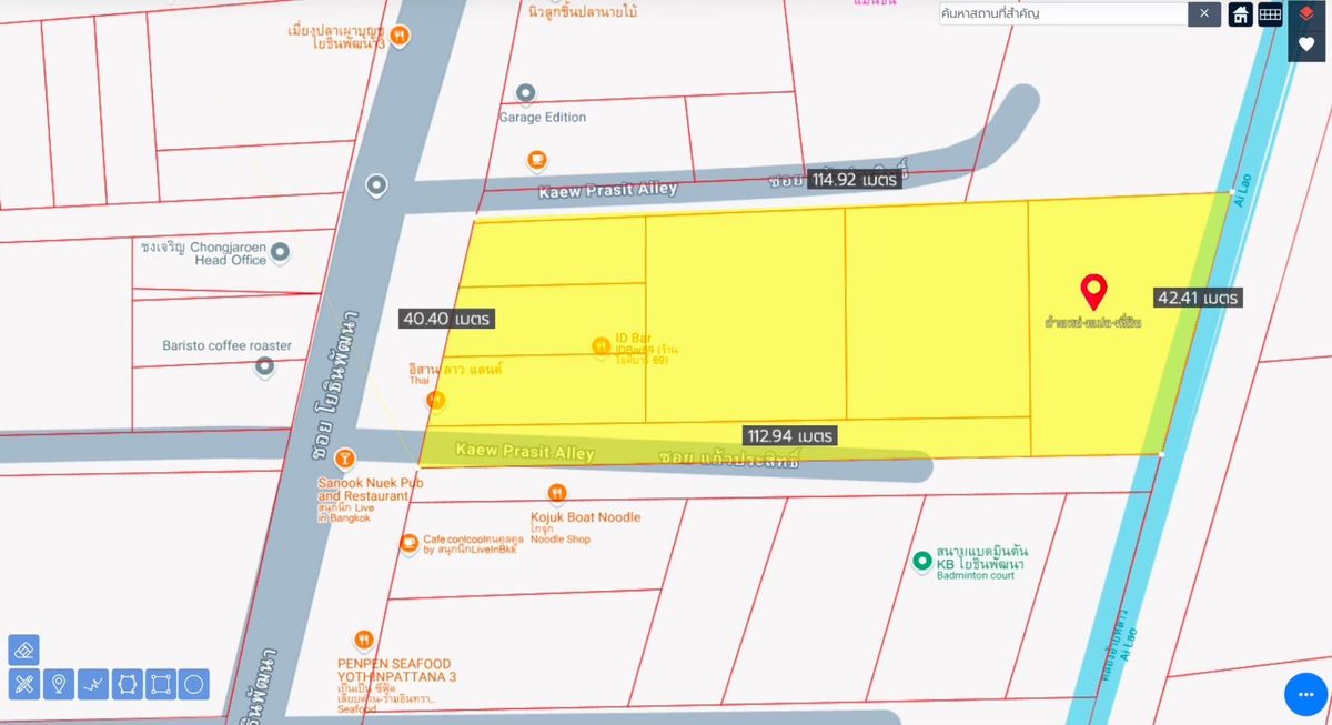 For SaleLandYothinpattana,CDC : 📌 Beautiful Land for Sale on Yothin Phatthana Road — Rare Corner Plot with 3 Road Frontages Size: 2-3-10 Rai (approx. 4,560.8 sq.m) — Selling at cost! Only 295,000 THB per sq.wah!!