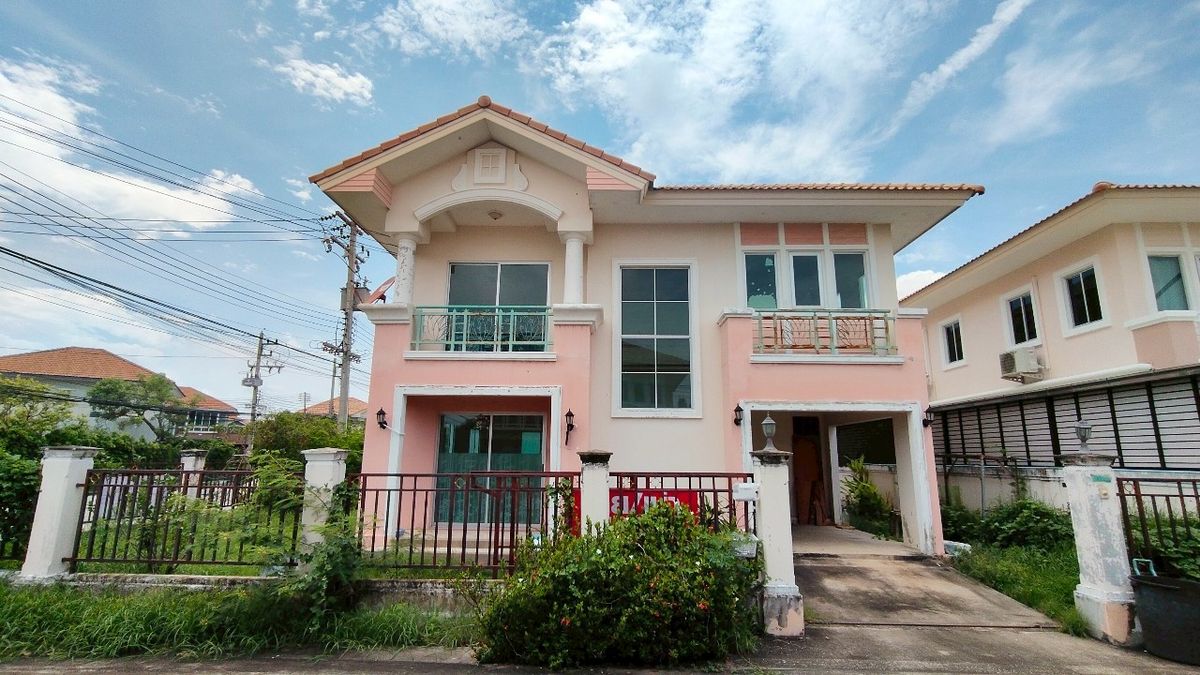 For SaleHouseMahachai Samut Sakhon : Single house for sale, Pruksa Village 6, 32 candles, 32 sea, back corner, main main road, selling according to the condition. Or buy to renovate