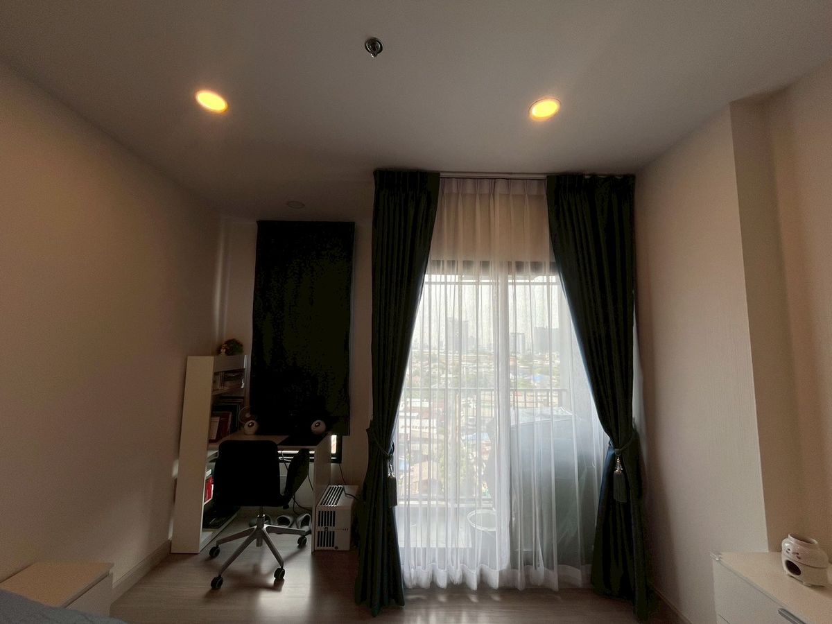 ขายคอนโดท่าพระ ตลาดพลู วุฒากาศ : 🏙️ ขายคอนโด Studio วิวสระ ชั้น 11 สภาพใหม่มาก ใกล้ MRT ท่าพระ 📍 ศุภาลัย ไลท์ ท่าพระ – วงเวียนใหญ่  ✨ ห้องสตูดิโอทิศตะวันออกเฉียงใต้ วิวสระว่ายน้ำ ลมดี แดดเช้า ไม่ร้อน 📐 ขนาด 27.62 ตร.ม. | ชั้น 11 | ห้องแบบ Studio 🔥 ราคาพิเศษ เปิดตลาด 💥 จาก 2.79 ล้านบ