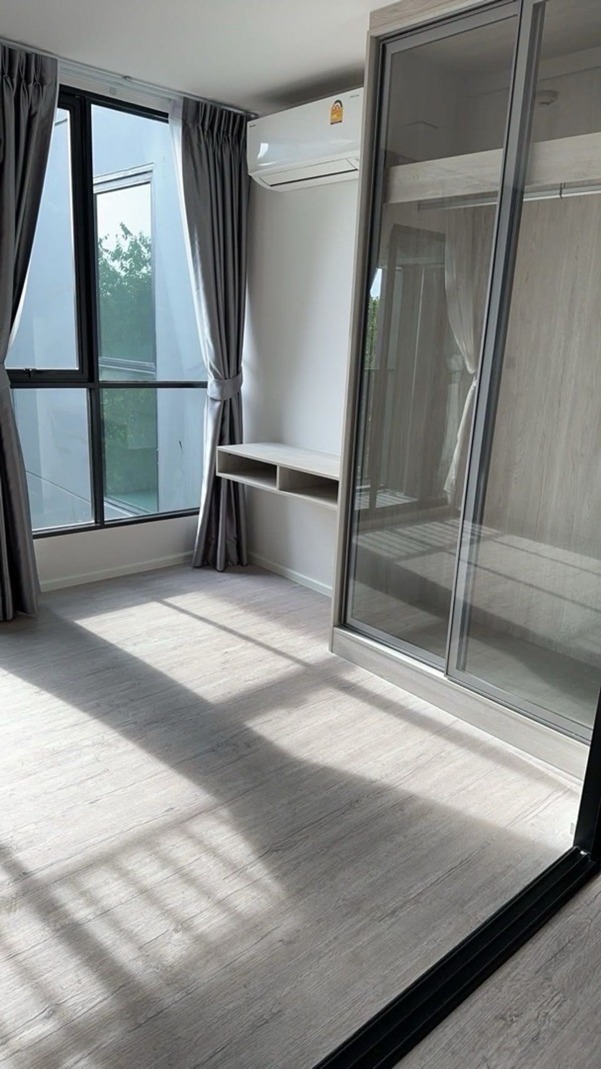 For RentCondoBangna, Bearing, Lasalle : Condo for rent atmoz Tropicana Bangna Building/Building: A Floor: 4 Room size: 28 sq.m. Price: 7,000 baht