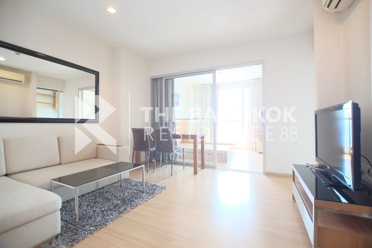 ให้เช่าคอนโดรัชดา ห้วยขวาง : 🔥🔥Best price!! 1b1b 18k RHYTHM Ratchada-Huaikhwang 📞065-824-23825 pong