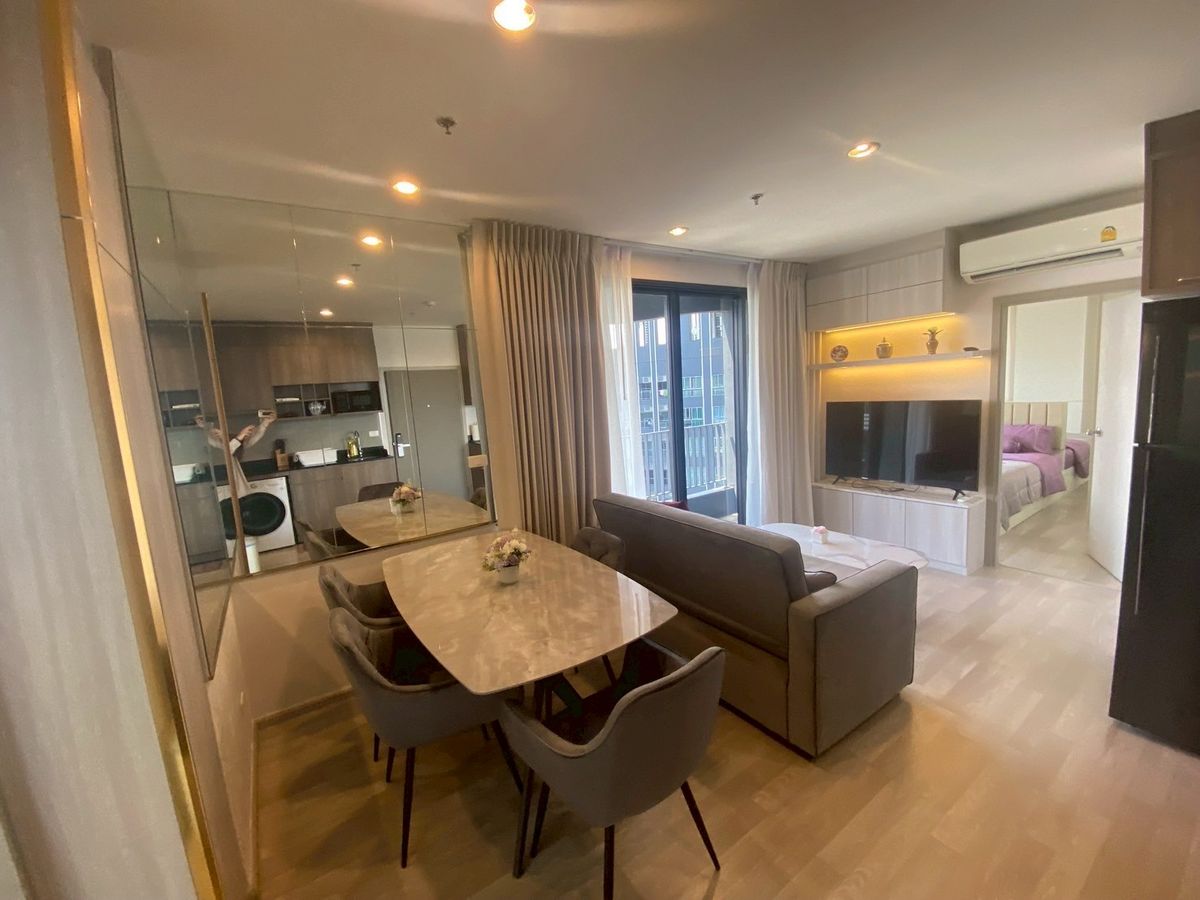 For RentCondoBangna, Bearing, Lasalle : ✨ 2 bedroom condo with a bathtub near BTS Bangna only 200 meters. Ideo Mobi Sukhumvit EastPoint
