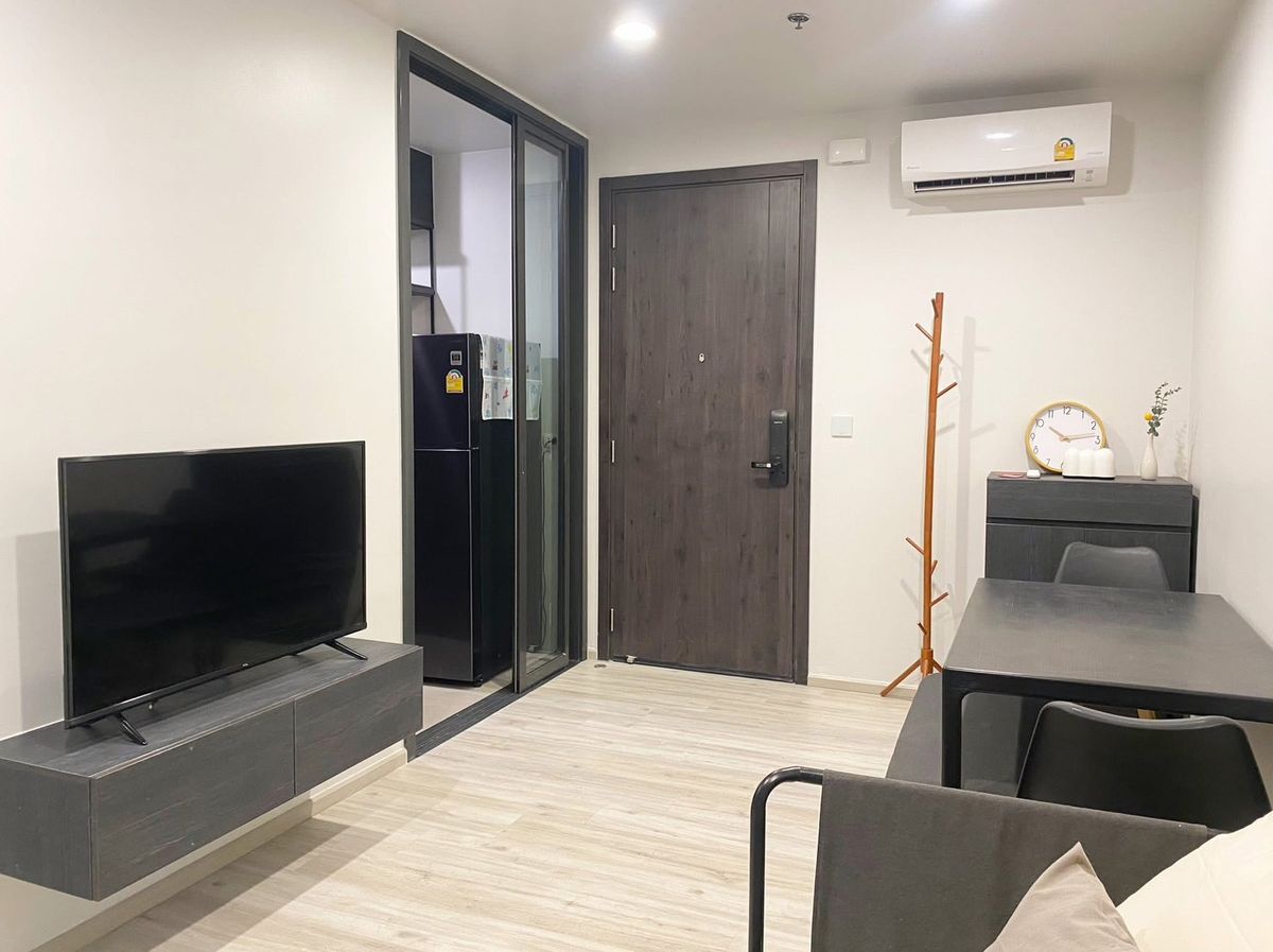 ให้เช่าคอนโดรัชดา ห้วยขวาง : 𝗙𝗼𝗿 𝗥𝗲𝗻𝘁 🌟𝗫𝗧 𝗛𝗨𝗔𝗜𝗞𝗛𝗪𝗔𝗡𝗚 𝟭นอน𝟭น้ำ ห้องแต่งสวย เฟอร์ครบ พร้อมเข้าอยู่ 𝟮𝟬,𝟬𝟬𝟬/เดือน 🔥