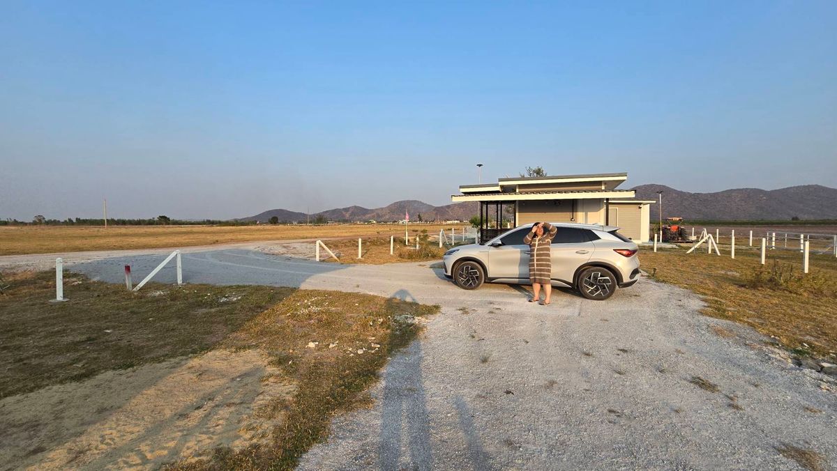 ขายบ้านกาญจนบุรี : ขายบ้าน พร้อมที่ดิน สวยมากๆวิวเขา 360 องศา  เนื้อที่ 98 ตรว. อ.เลาขวัญ จ.กาญจนบุรี