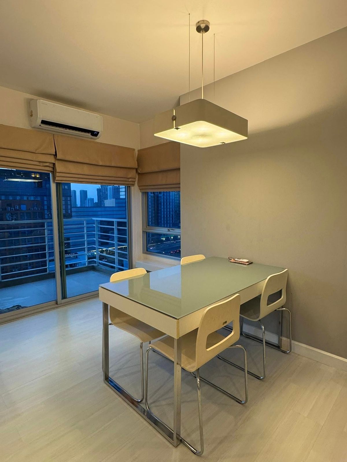 For SaleCondoLadprao, Central Ladprao : The Room The Room Ratchada - Lat Phrao 🚈 Near MRT Lat Phrao