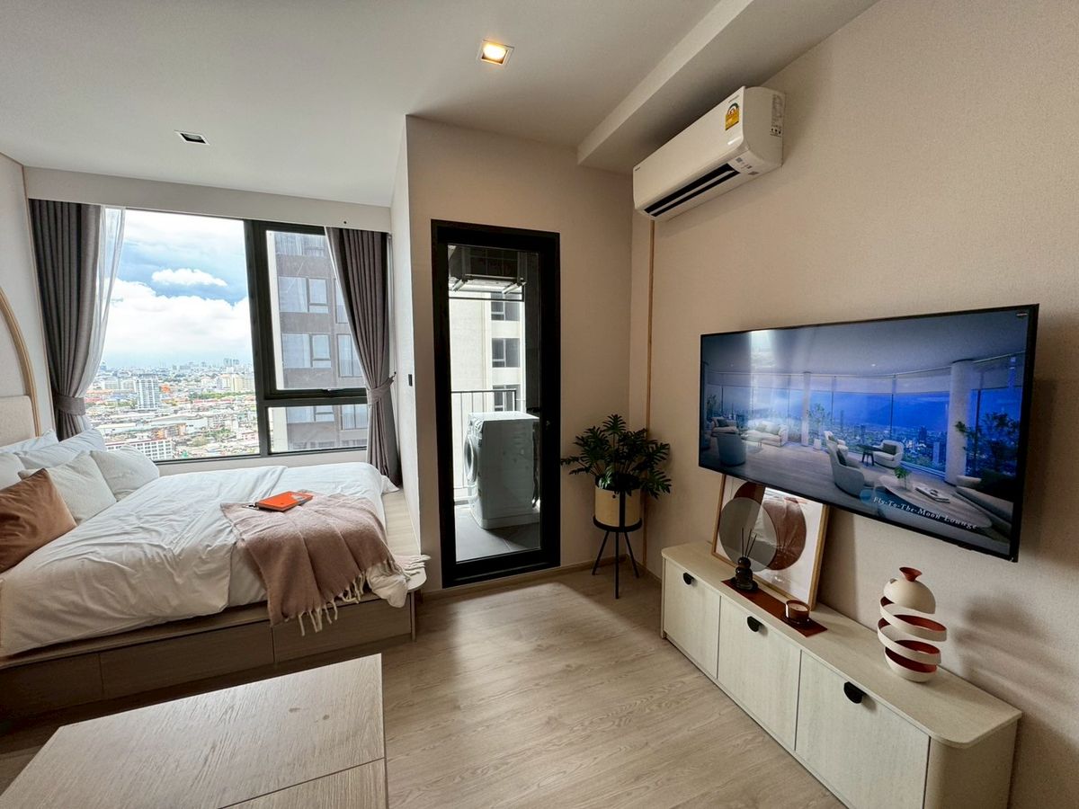 For SaleCondoWongwianyai, Charoennakor : Reference Sathorn–Wongwian YaiSpecial units handpicked just for you!Be the first to choose your favorite room and receive exclusive promotions Secure your deal today — call now!📱092-808-8899