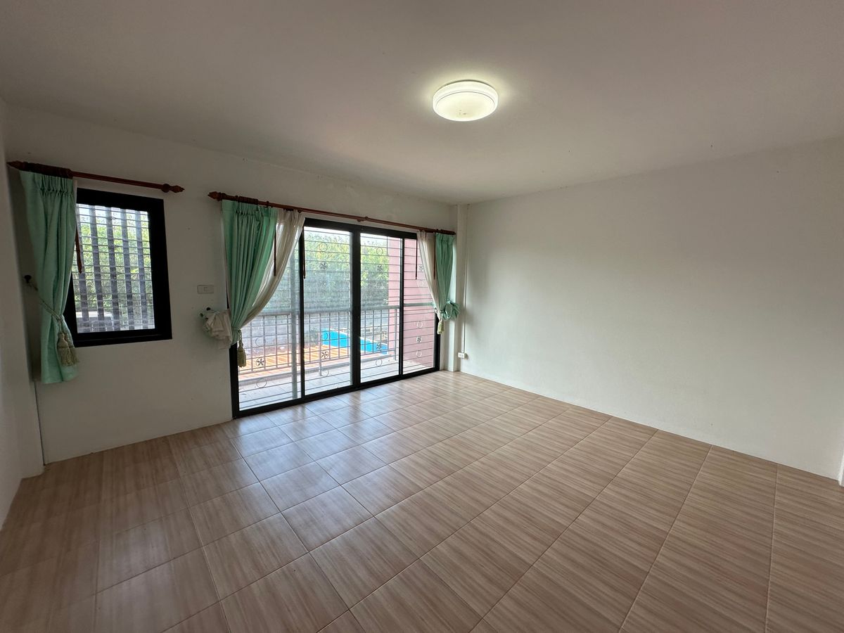 ขายอาคารพาณิชย์พัทยา บางแสน ชลบุรี สัตหีบ : 📍ขายอาคารพาณิชย์ 4 ชั้น ทำเลพาณิชย์–อยู่อาศัย สุดคุ้ม @นาจอมเทียน พัทยา | เพียง 5.95 ล้านบาท