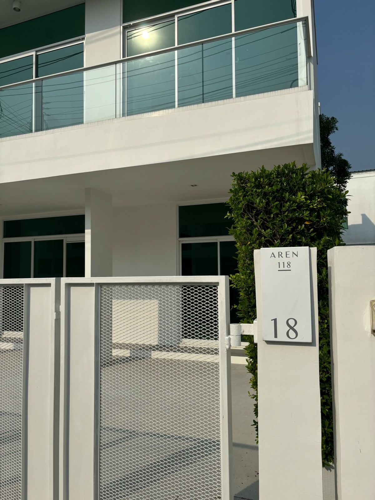 ขายบ้านสมุทรปราการ สำโรง : 🏡 ขายบ้าน AREN บางนา 🏡 บ้านทำเลดี บ้านใหม่ ไม่เคยเข้าอยู่ บ้านดีไซน์ Madly Minimal สำหรับคนรุ่นใหม่ ดีไซน์และราคานี้หาไม่ได้อีกแล้ว!