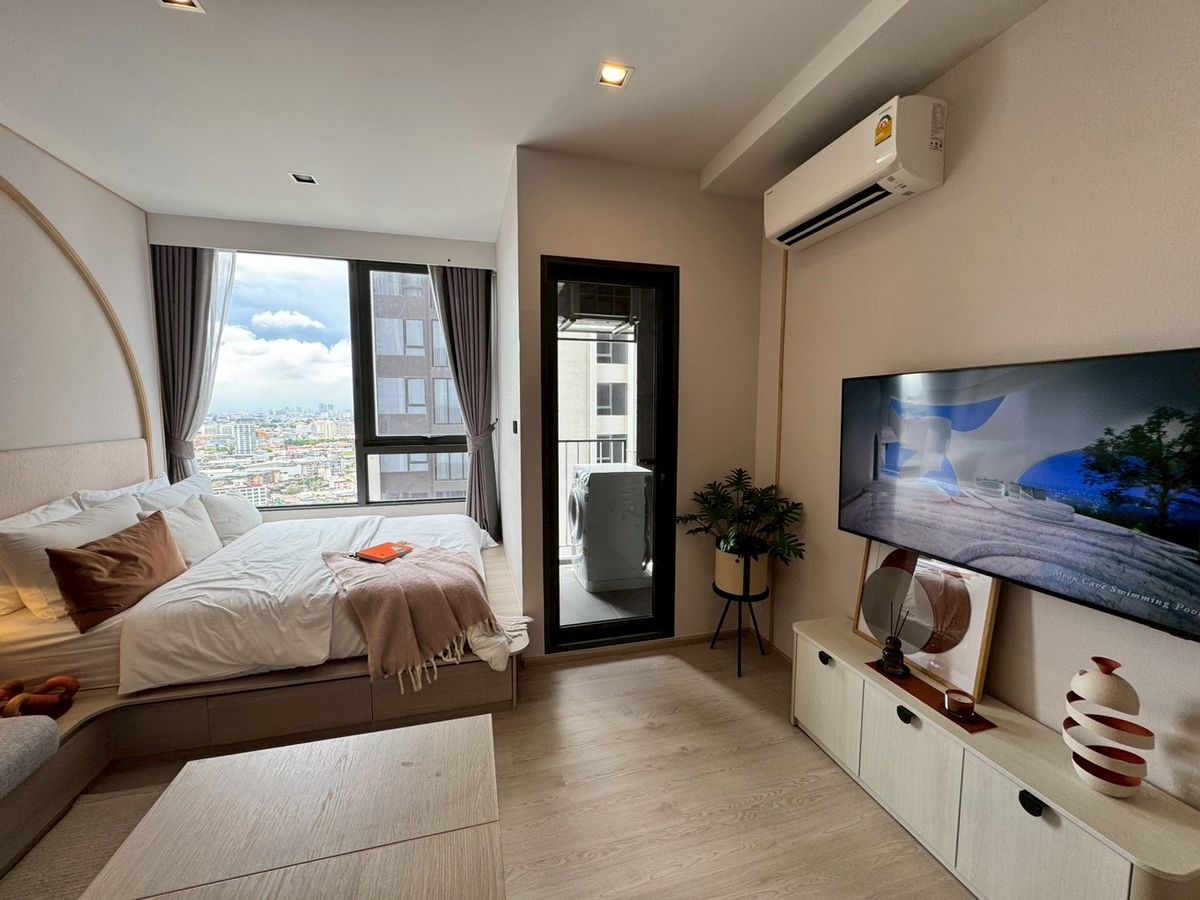 For SaleCondoWongwianyai, Charoennakor : 🔥 HOT DEAL at Reference Sathorn–Wongwian Yai Fully furnished with electrical appliances, ready to move in! Guaranteed best price in the market.All-in service – we take care of everything for you!📱092-8088899