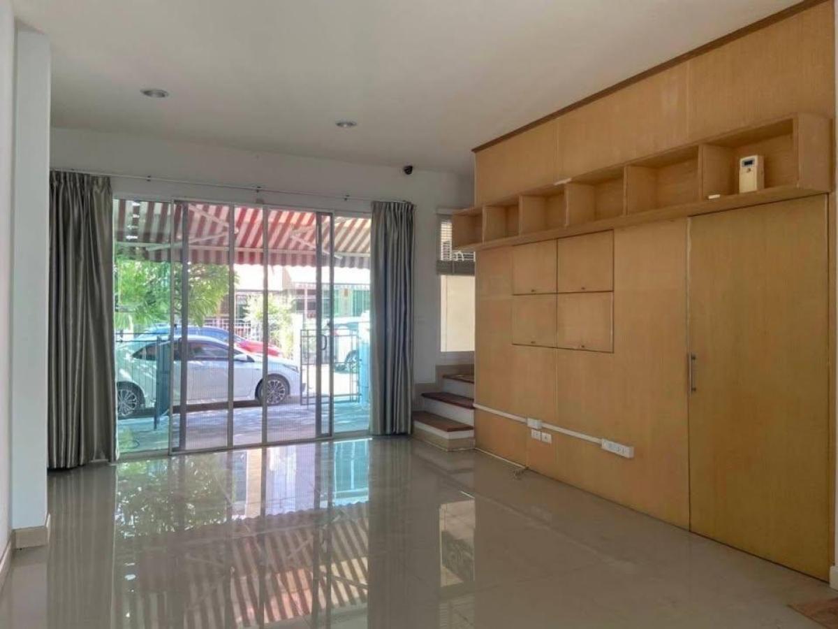 For RentTownhomeEakachai, Bang Bon : For Rent Best Price !! - Baan Klang Muang Sathorn-Taksin 2