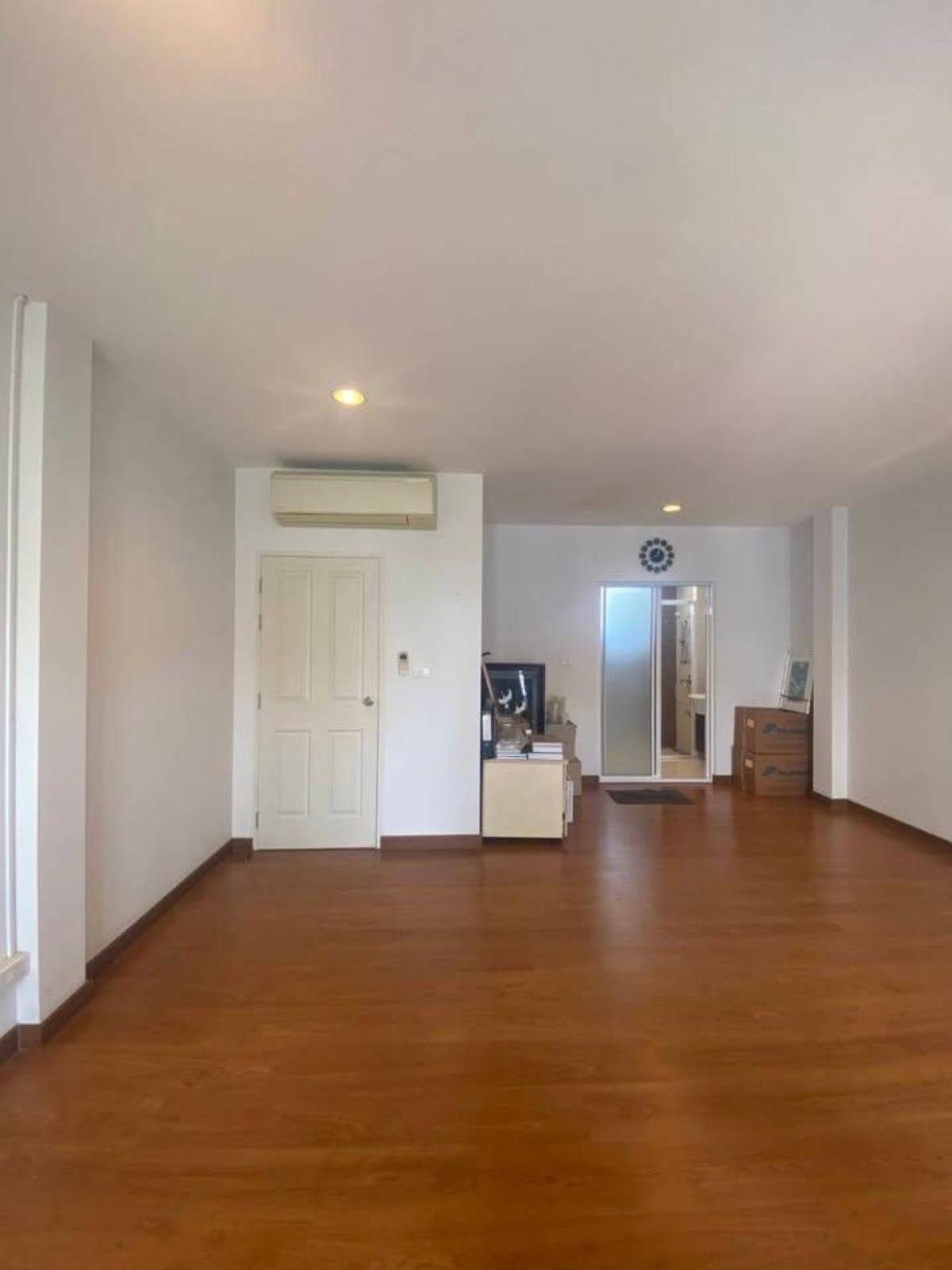 For RentTownhomeEakachai, Bang Bon : For Rent Best Price !! - Baan Klang Muang Sathorn-Taksin 2