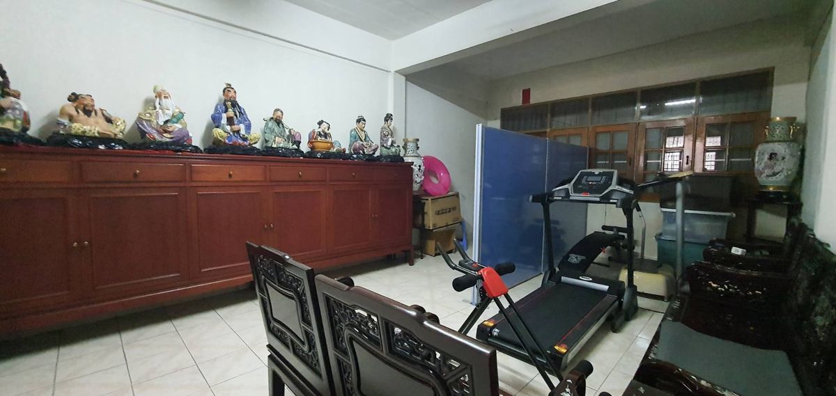 For SaleShop HouseOnnut, Udomsuk : Commercial building for sale-2 booths on Soi Udom Suk, Sukhumvit 103, Bang Na, good location near Bangkok Bank