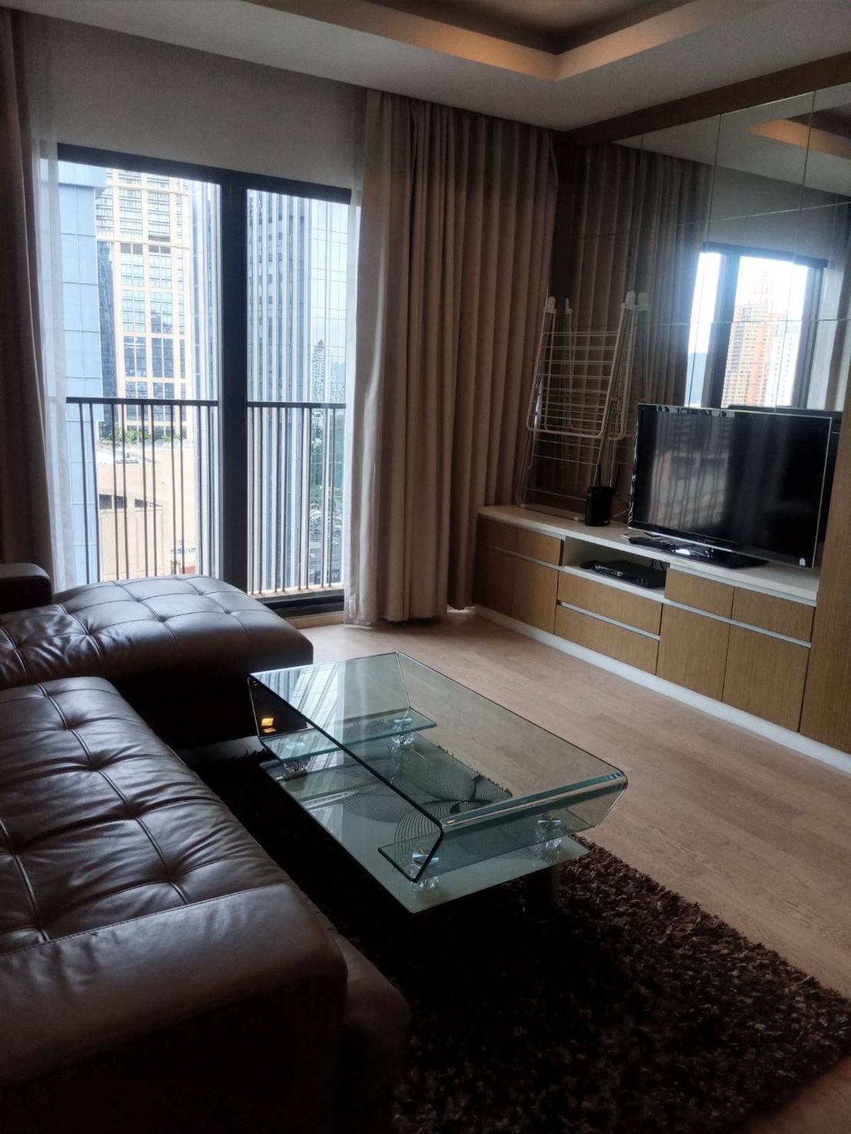 For RentCondoSukhumvit, Asoke, Thonglor : Condo for Rent at Noble Refine corner type (S03-2031)