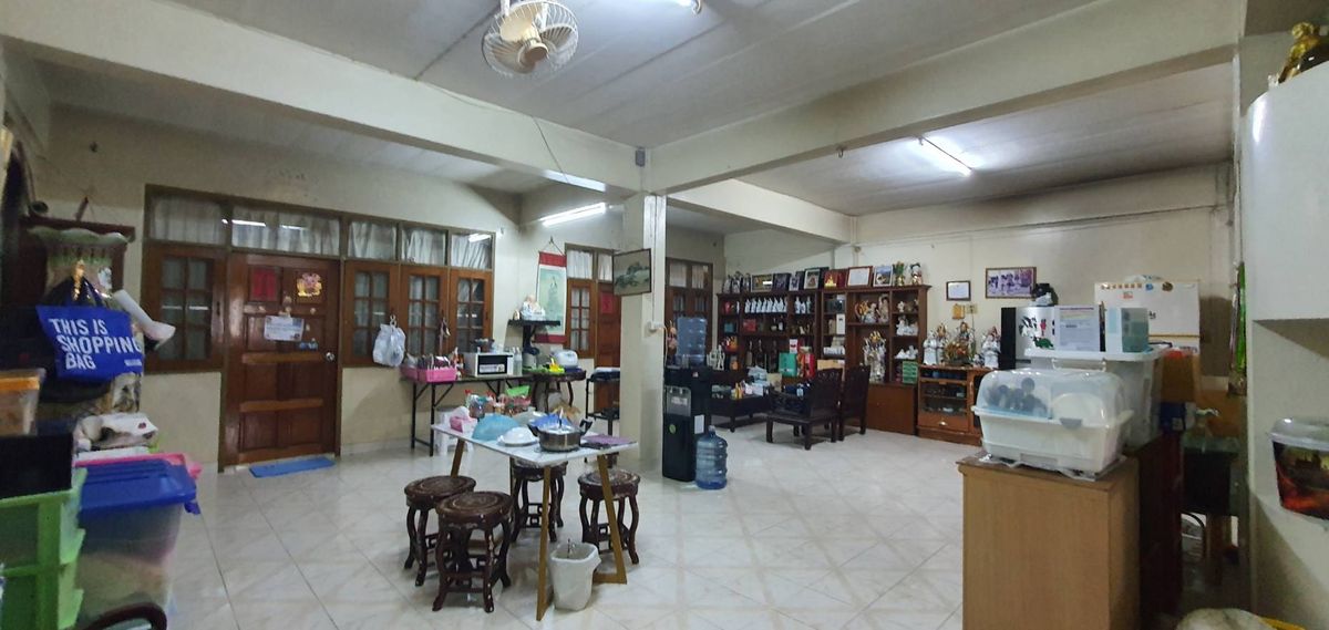 For SaleShop HouseOnnut, Udomsuk : Commercial building for sale-2 booths on Soi Udom Suk, Sukhumvit 103, Bang Na, good location near Bangkok Bank