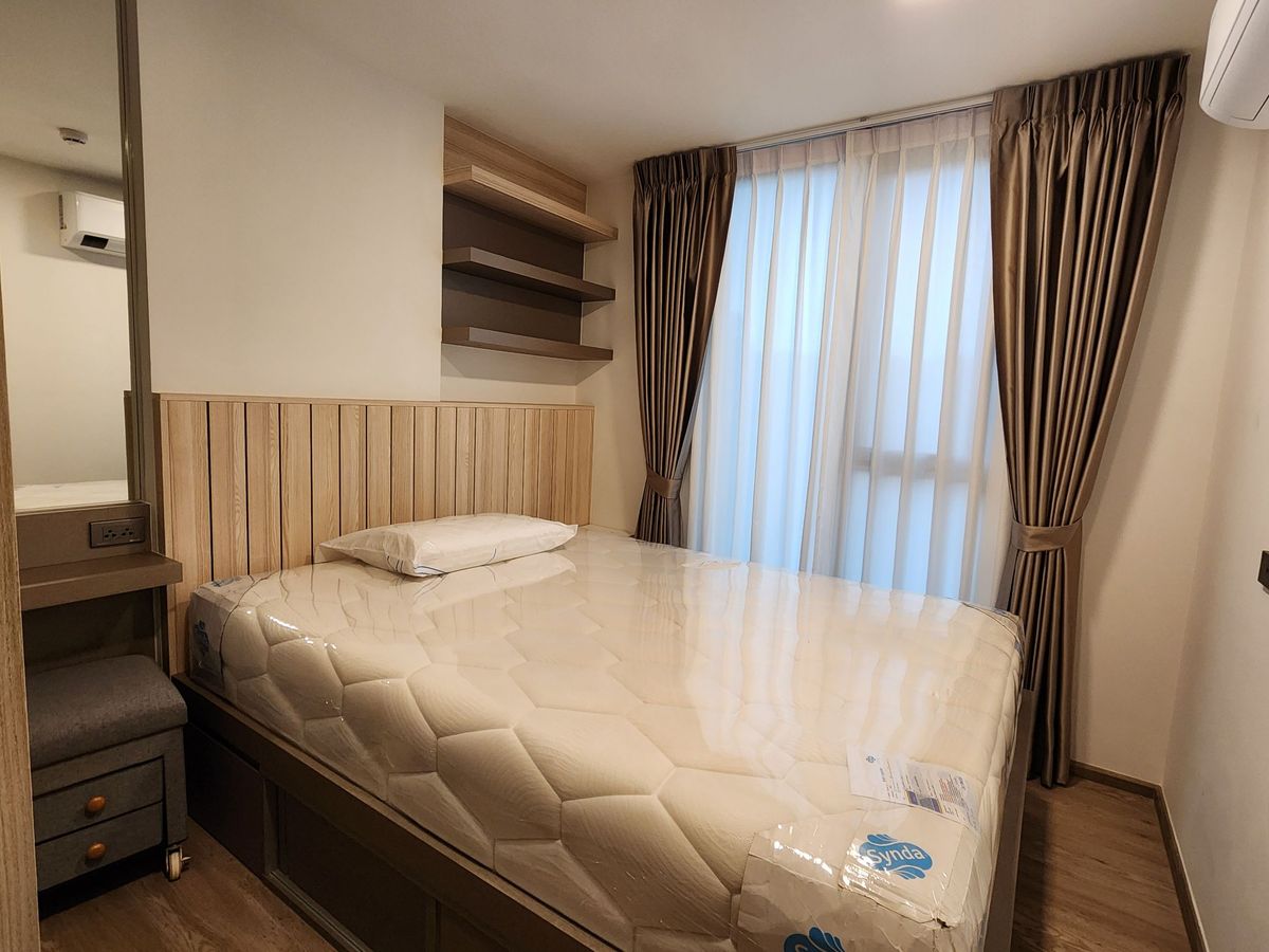 For RentCondoNawamin, Ramindra : Rental Chapter Wan All Ram Inthra 𝐂𝐡𝐚𝐩𝐭𝐞𝐫 𝐎𝐧𝐞 𝐑𝐚𝐦𝐢𝐧𝐭𝐫𝐚 𝐑𝐚𝐦𝐢𝐧𝐭𝐫𝐚 New room renovated Built -in is full. Glass block kitchen A small room can be used as a working room. Complete central