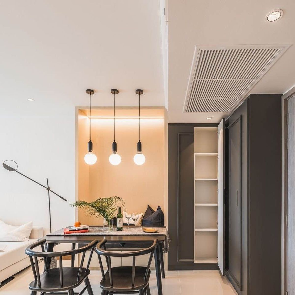 For RentCondoSukhumvit, Asoke, Thonglor : Rent - Supalai Oriental Sukhumvit 39 💰 Rental: 30,000 baht / month / line id: TRCONDO / Property Code: T1745