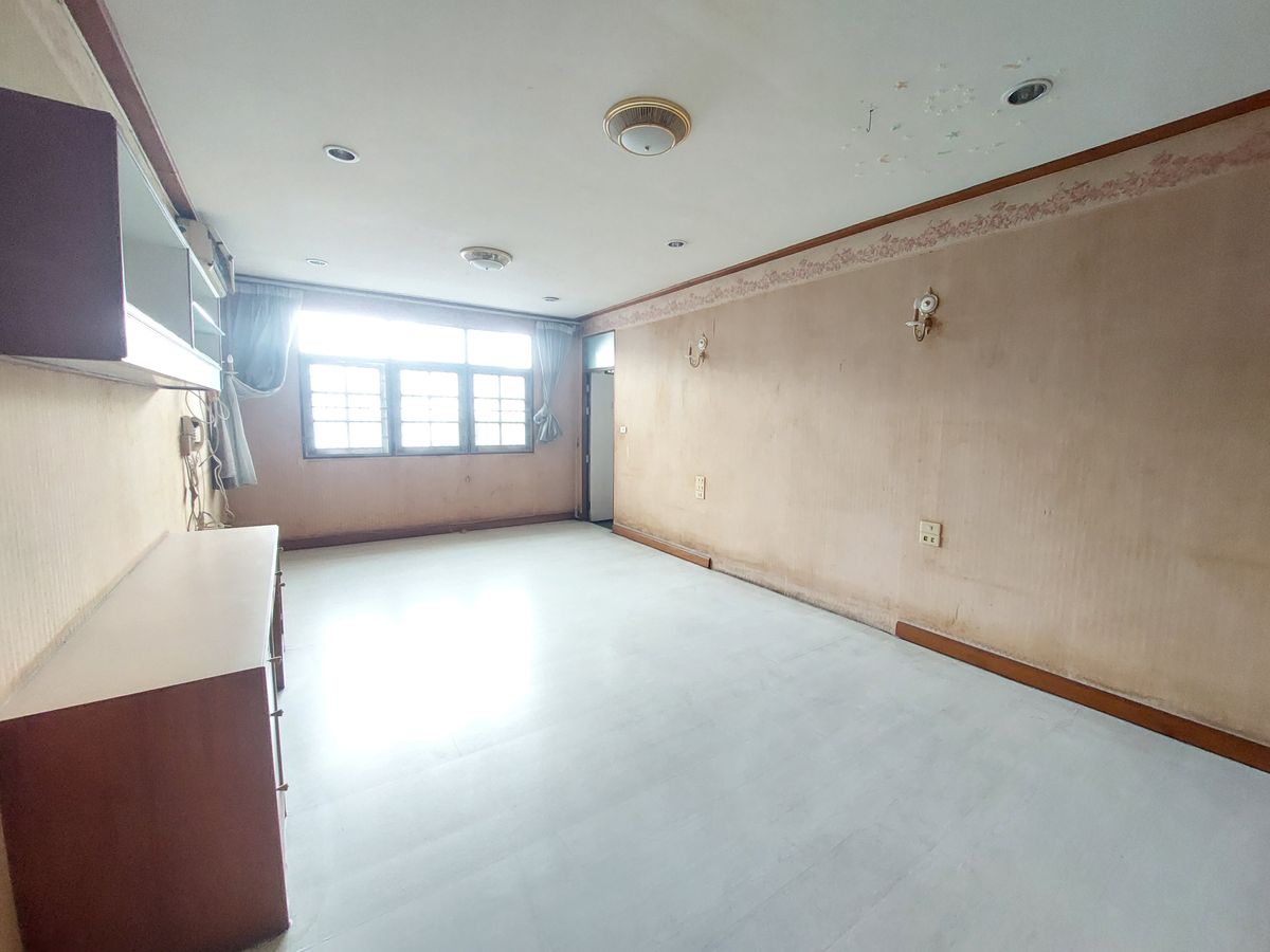 ขายบ้านพระราม 3 สาธุประดิษฐ์ : 📍ใครกำลังมองหาบ้านย่านสาธุประดิษฐ์...หลังนี้คือ Rare Item ที่ต้องรีบคว้า‼️บ้านสาธุประดิษฐ์48 แค่ที่ดินก็คุ้มแล้ว