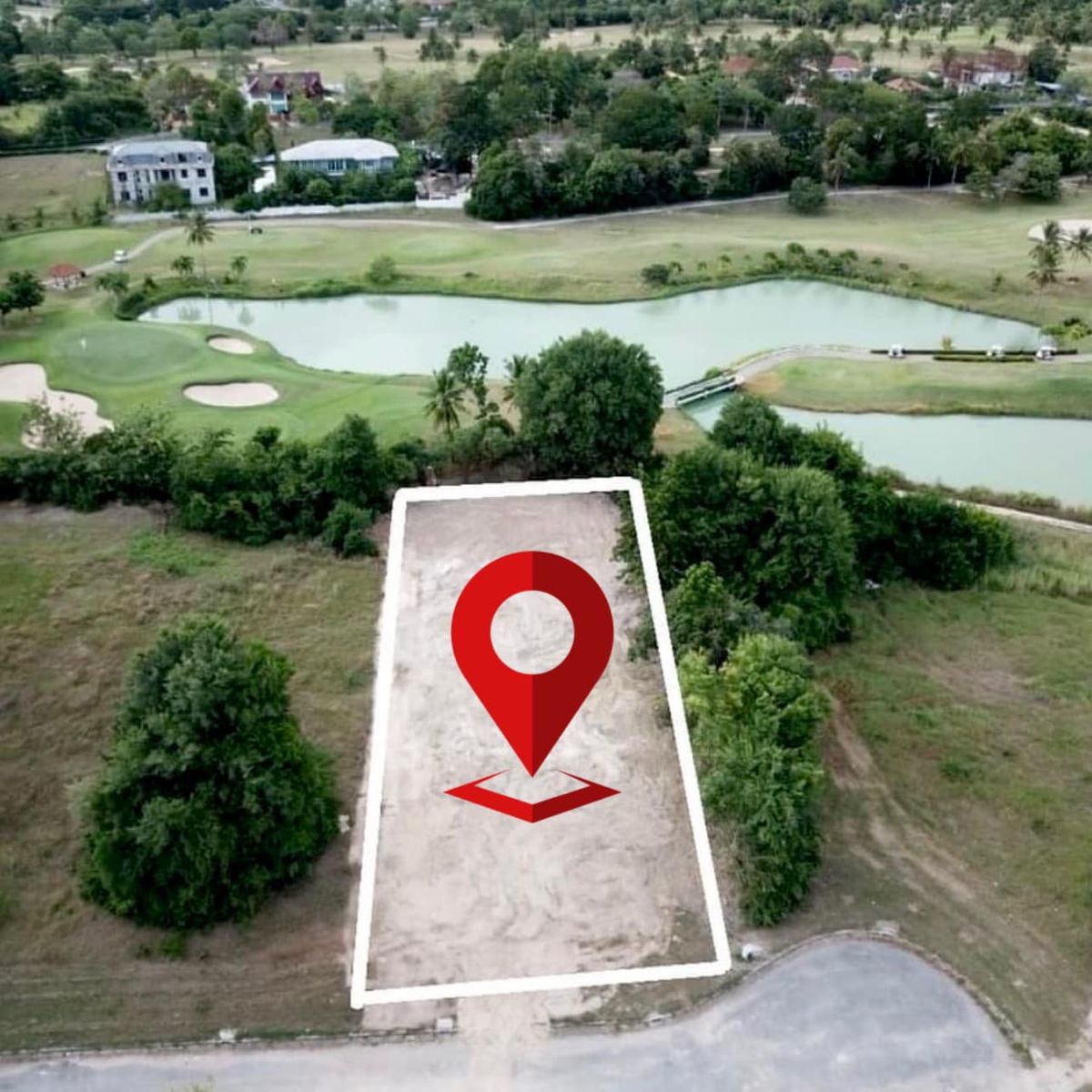 ขายที่ดินระยอง : ขายที่ดินเปล่า บ้านฉาง ระยอง ที่สวยใกล้สระเก็บน้ำ ในโครงการคุณภาพ โลเคชั่นดี เหมาะสำหรับปลูกบ้าน 