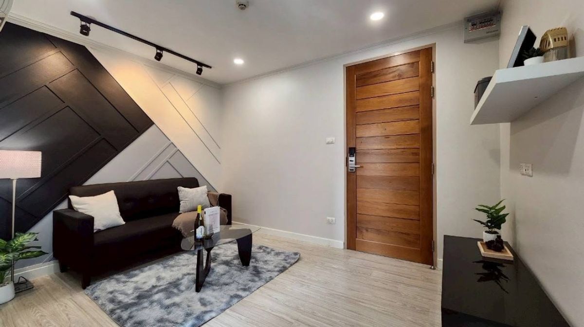 For SaleCondoRatchadapisek, Huaikwang, Suttisan : Sell ​​RZ335 C Style Condo, Ratchada 18