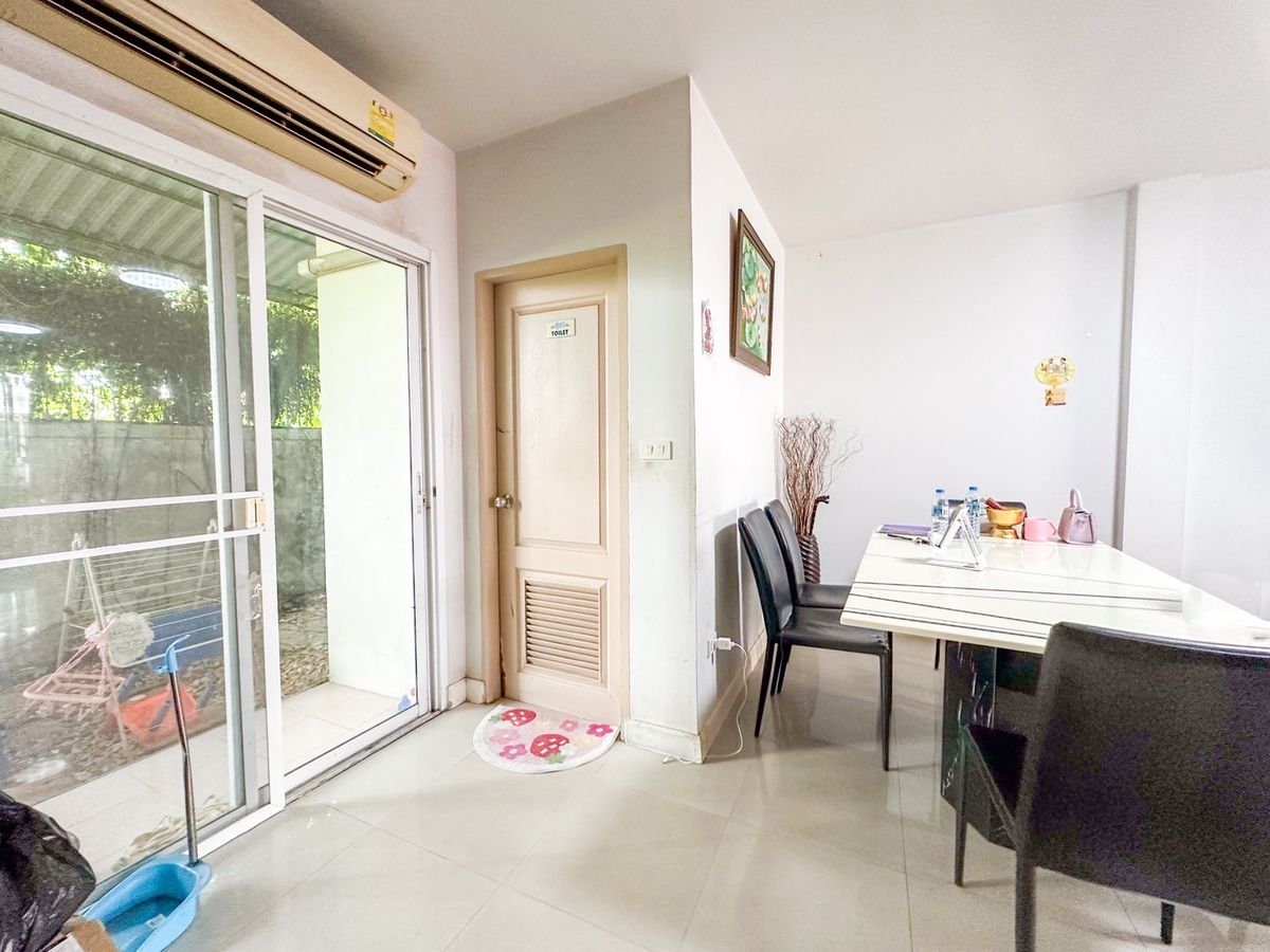 For SaleTownhomePattanakan, Srinakarin : ✨🏡 Do not pay for the rent! Is the owner of a 3 -story townhome near Suan Luang Rama 9! De Si Siam Suan Luang Rama IX, comfortable installments, starting at 15, xxx, B./D. Salary 32,000 can be borrowed! 💸