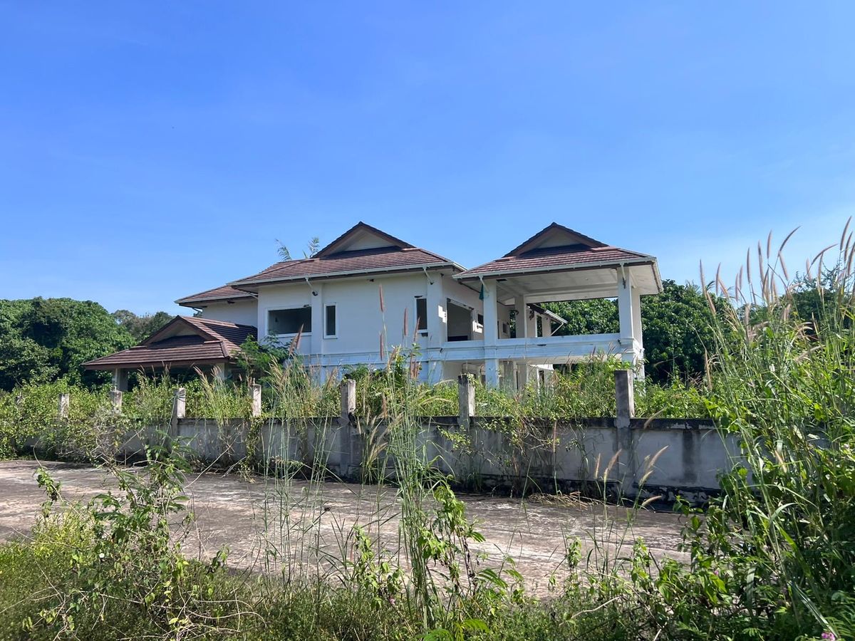 ขายที่ดินพัทยา บางแสน ชลบุรี สัตหีบ : Land for Building 18–20 Homes Next to Baan Dusit Pattaya Garden