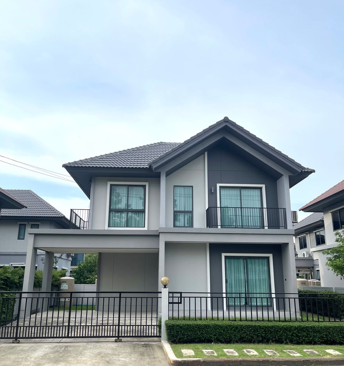 ขายบ้านสมุทรปราการ สำโรง : ขายบ้าน 🏡 ทำเลหน้าสวนสาธารณะ พร้อมเฟอร์นิเจอร์ หมู่บ้านเพฟ บางนา