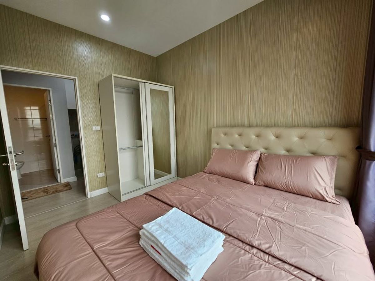 For SaleCondoRama9, Petchburi, RCA : ✨ Corner Unit 3-Bedroom at The Niche Pride Thonglor–Phetchaburi | High Floor with Unblocked City View | Fully Built-in & Ready to Move In | Prime Location on Main Road, Close to MRT Phetchaburi