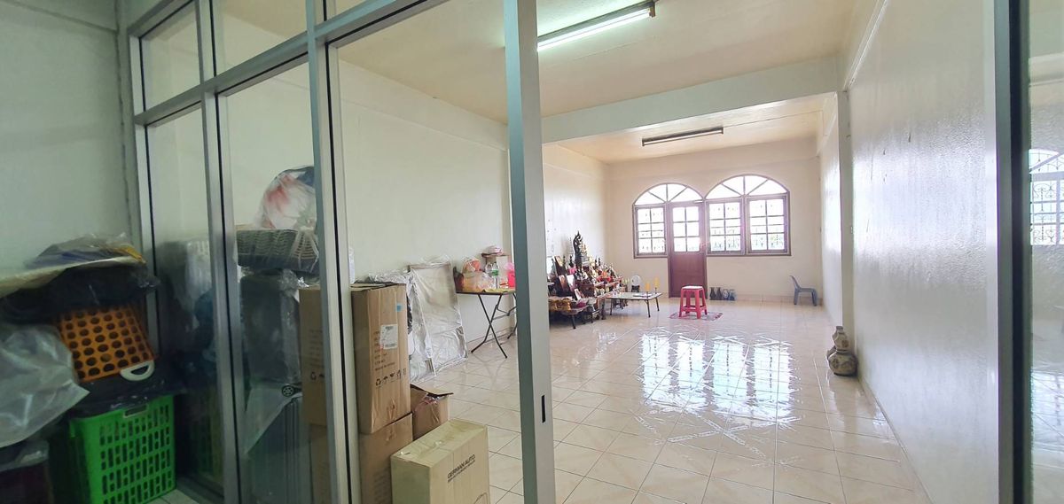 For SaleShop HouseOnnut, Udomsuk : Commercial building for sale-2 booths on Soi Udom Suk, Sukhumvit 103, Bang Na, good location near Bangkok Bank